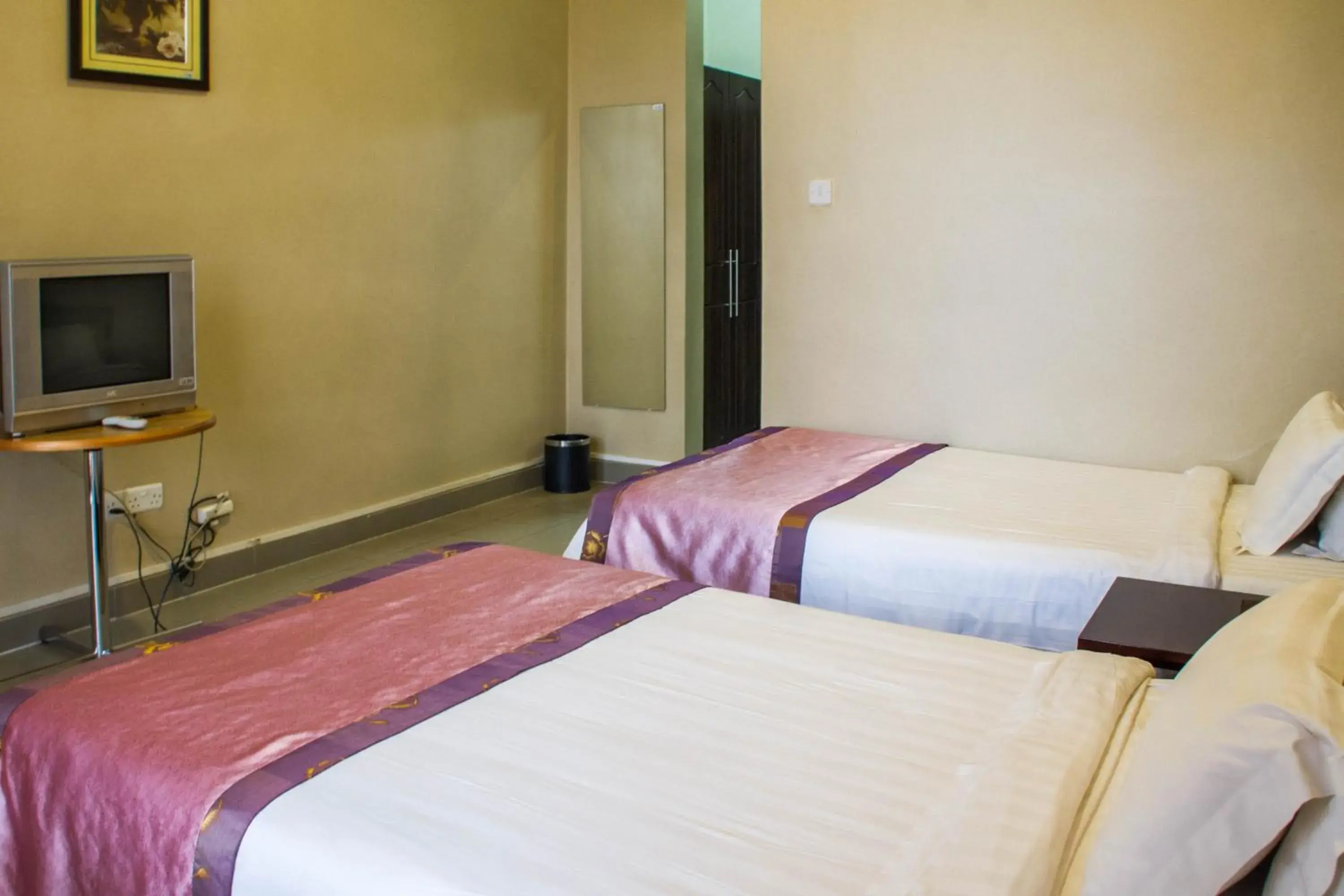 Bed in Lake View Resort Hotel Bed in Lake View Resort Hotel