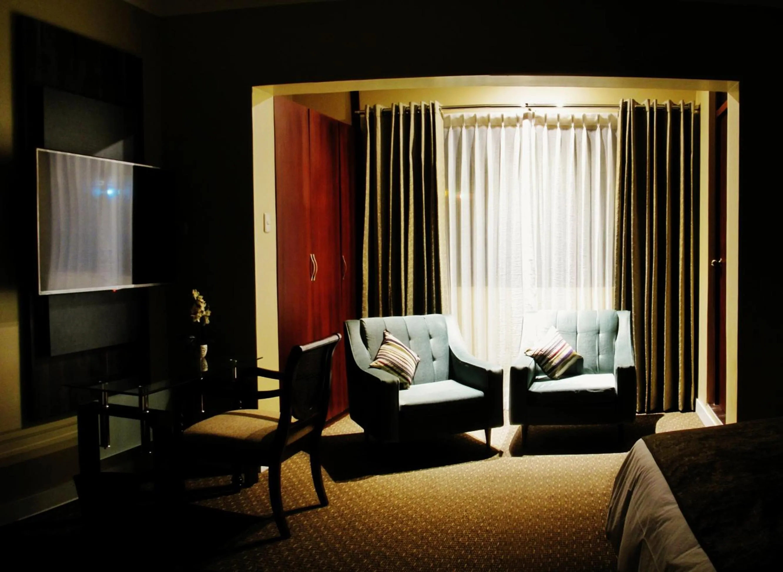 TV and multimedia in Los Leones Hotel Boutique