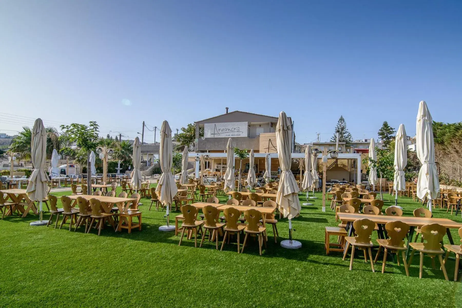 Restaurant/places to eat in Anemos Suites by Estia Restaurant/places to eat in Anemos Suites by Estia