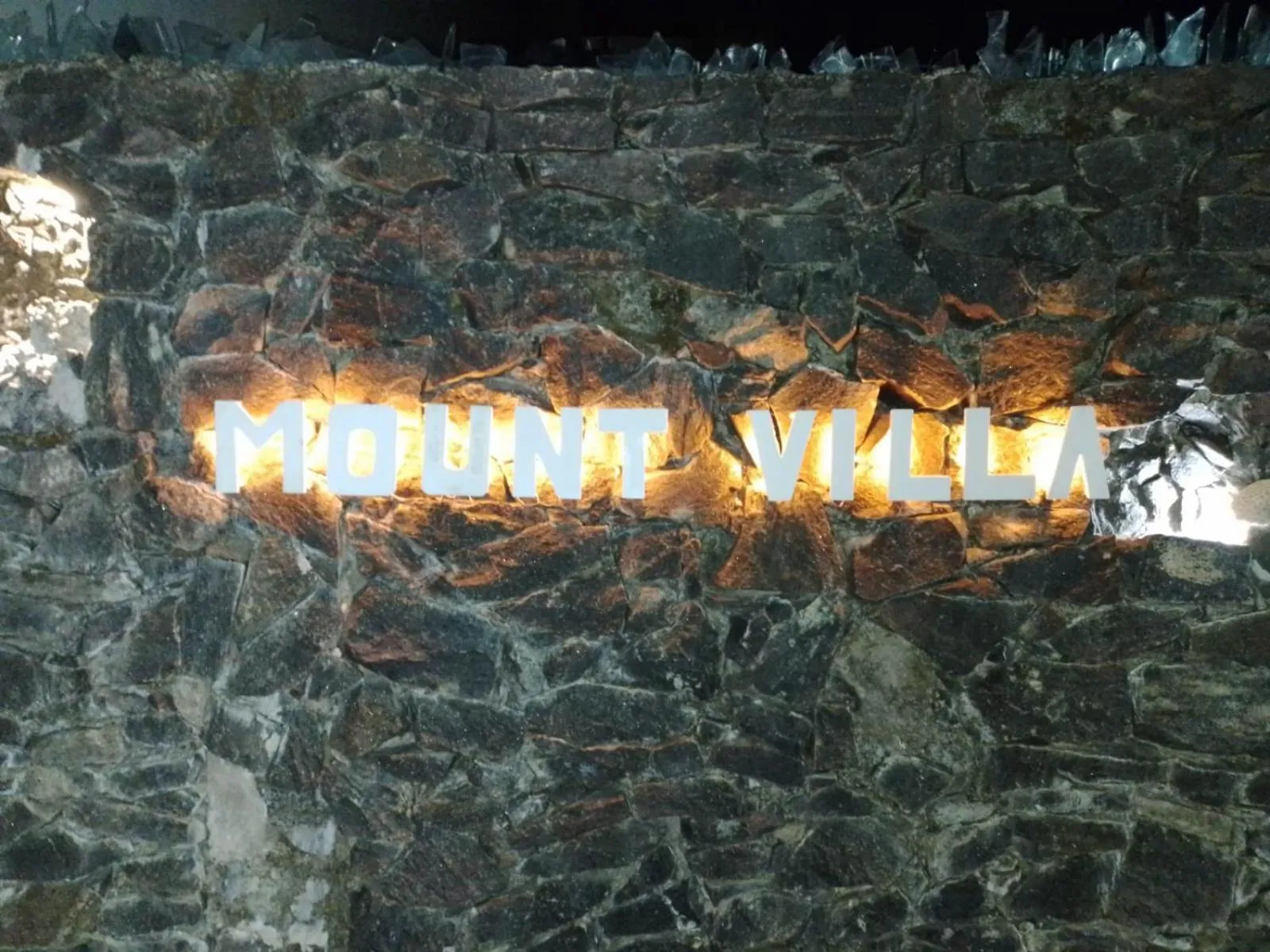 Mount Villa