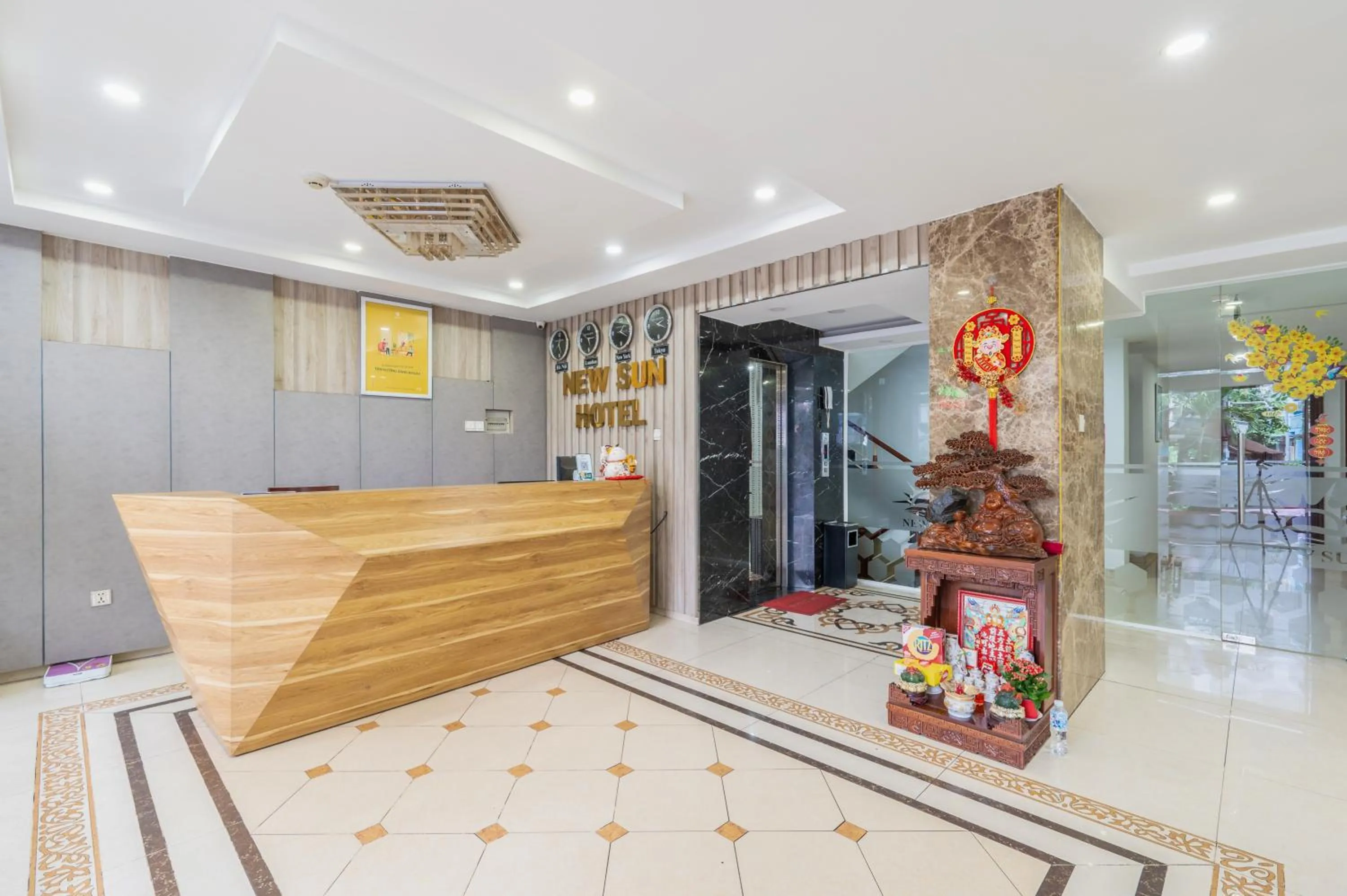 Lobby or reception in Cozrum - New Sun Hotel