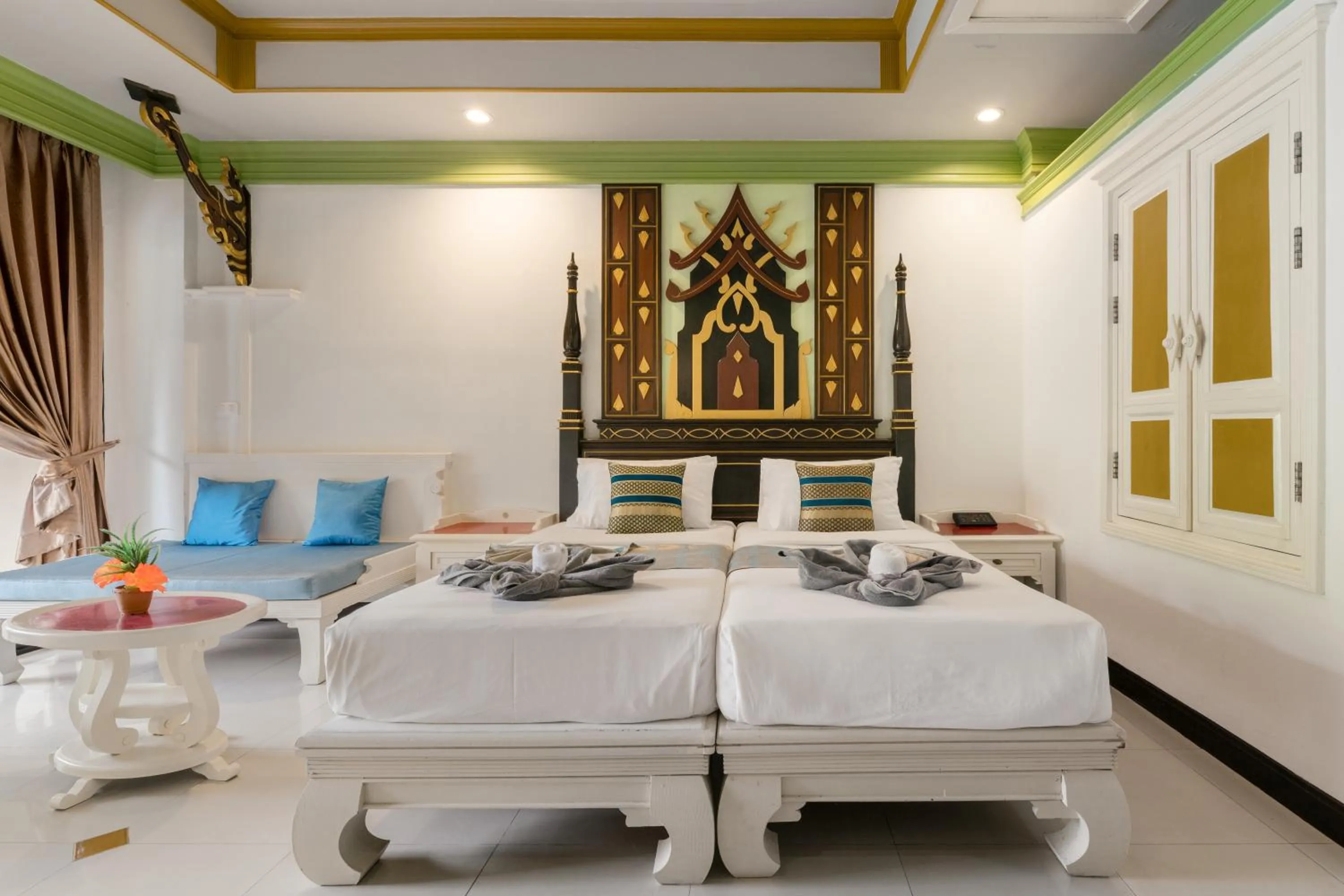 Deluxe Twin Room with Pool View in Le Ayodhaya Palace Krabi Beach Resort