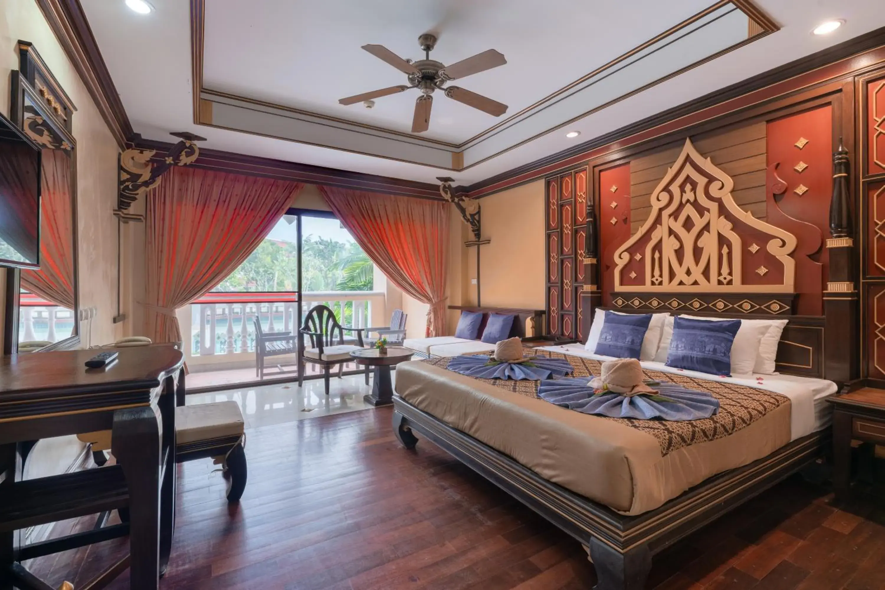 Deluxe Double Room in Le Ayodhaya Palace Krabi Beach Resort Deluxe Double Room in Le Ayodhaya Palace Krabi Beach Resort