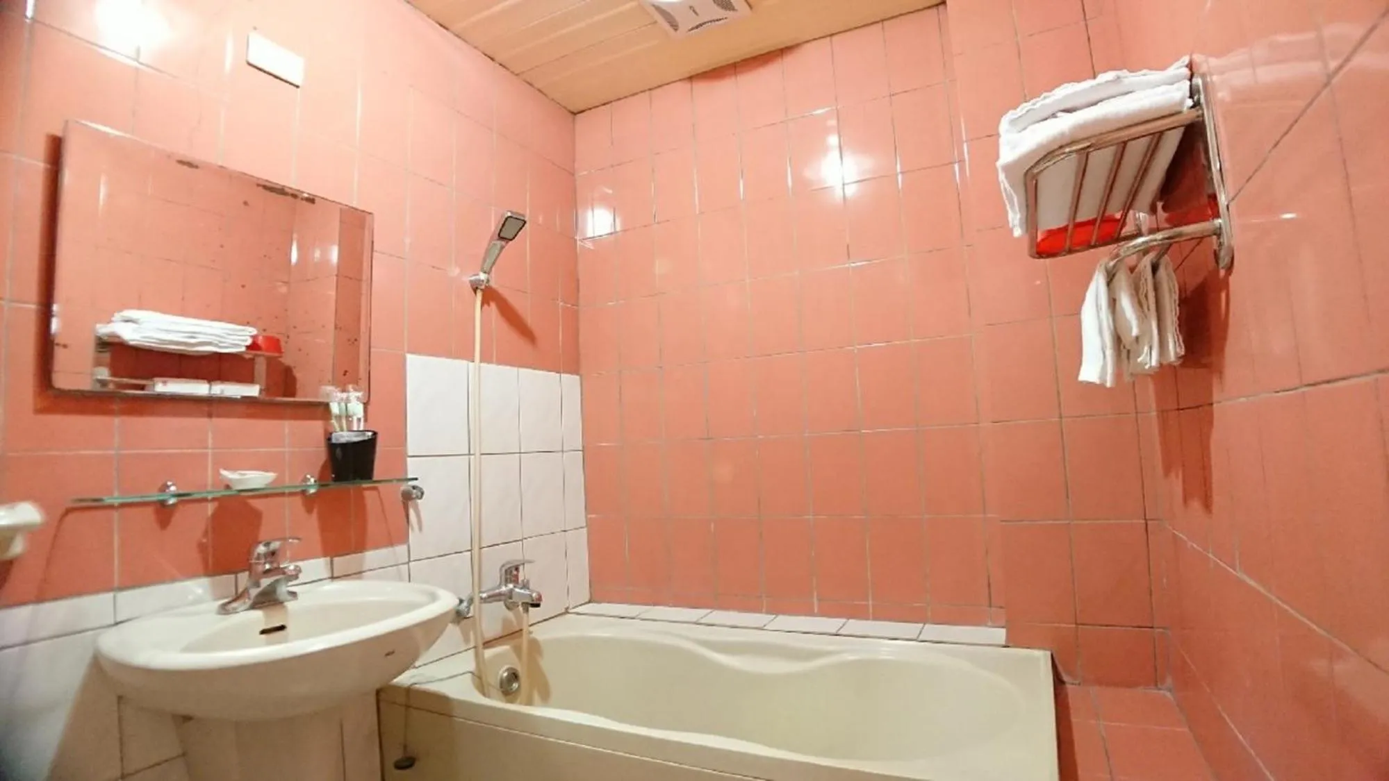 Bathroom in Yes Hotel