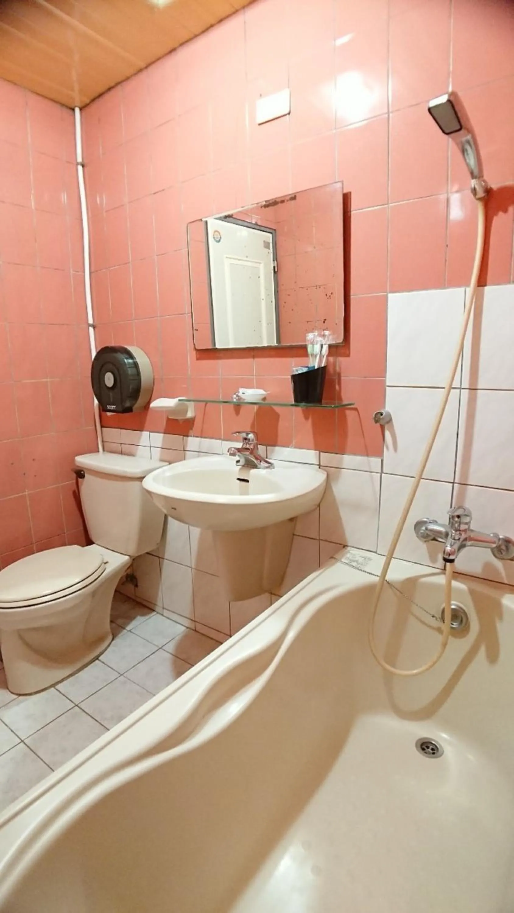 Bathroom in Yes Hotel