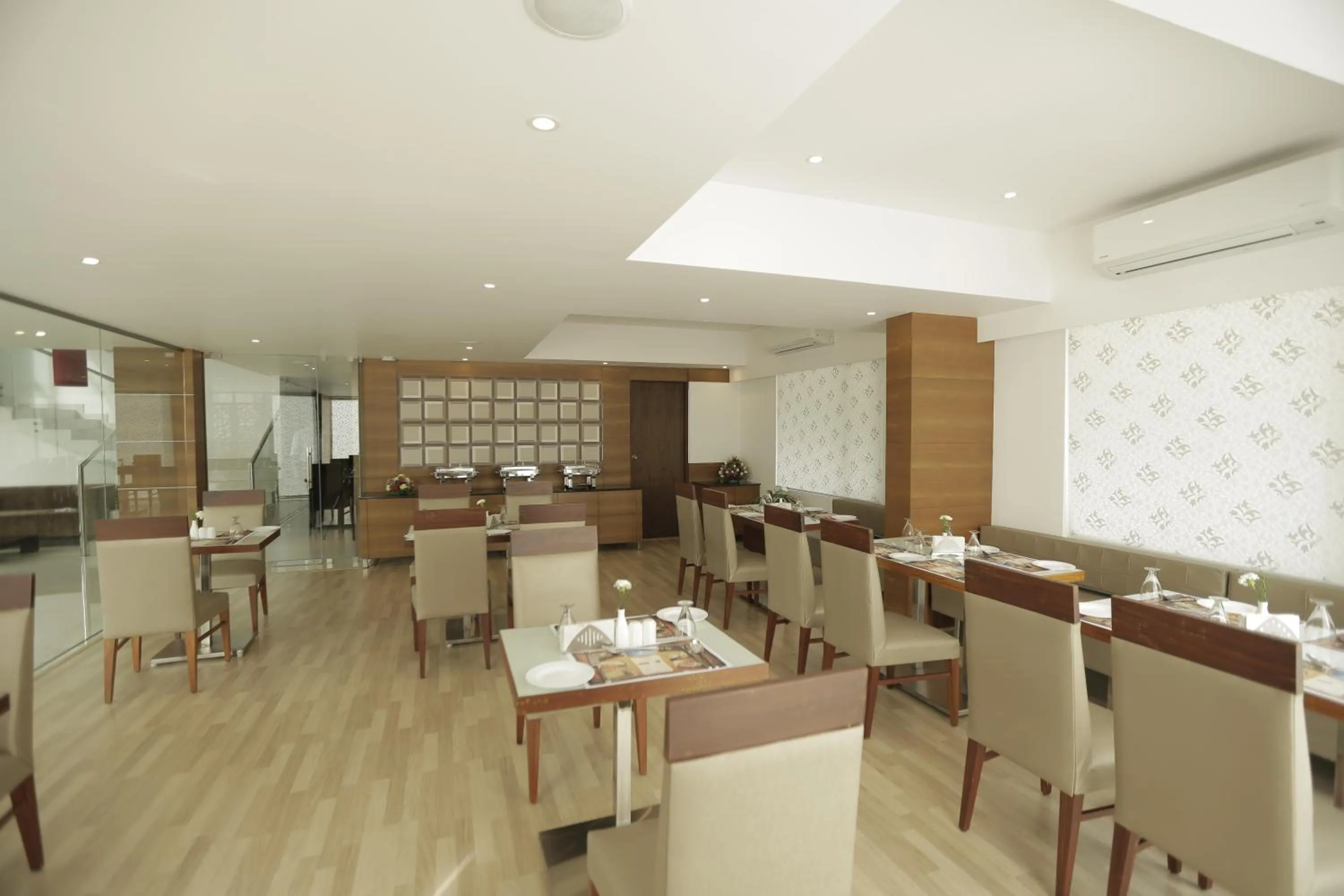 Restaurant/places to eat in Park Connect