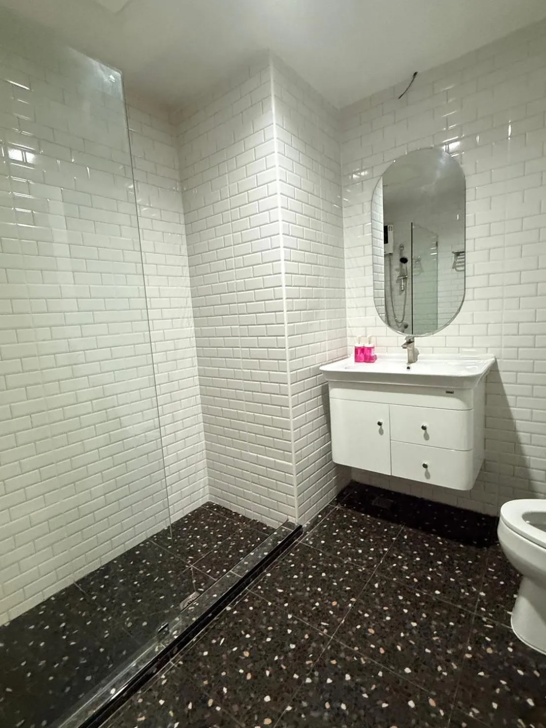 King Room in Luck Hotel Huai Khwang MRT Ratchada