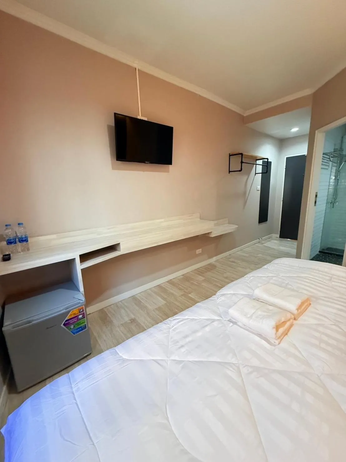 Bed in Luck Hotel Huai Khwang MRT Ratchada