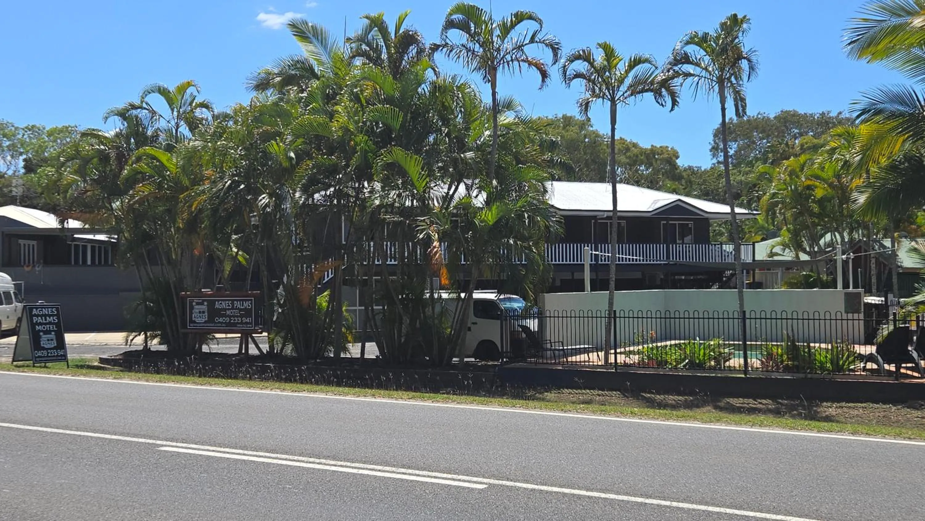 Street view in Agnes Palms Motel