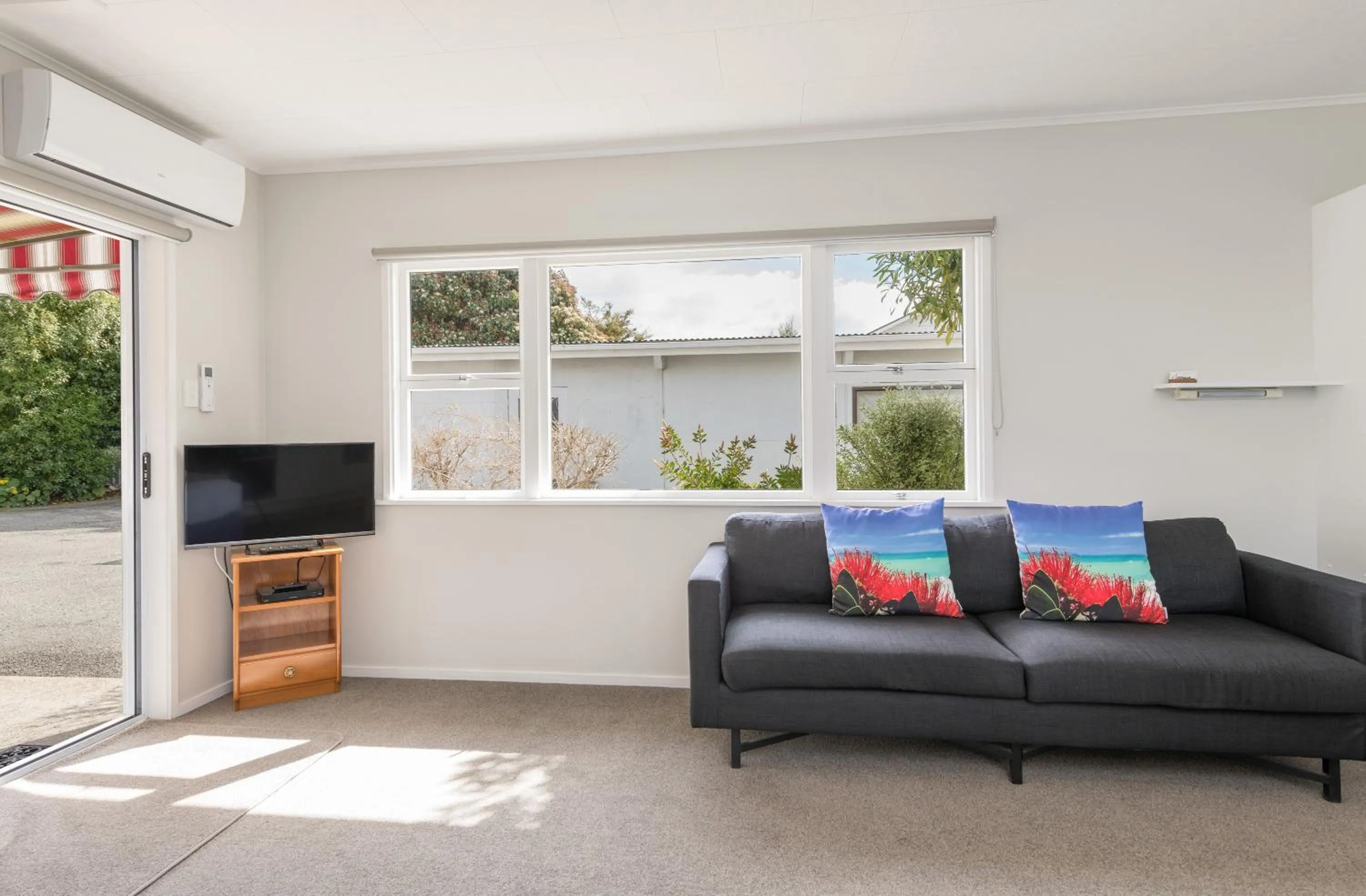 Seating area in Abbey Court Motel
