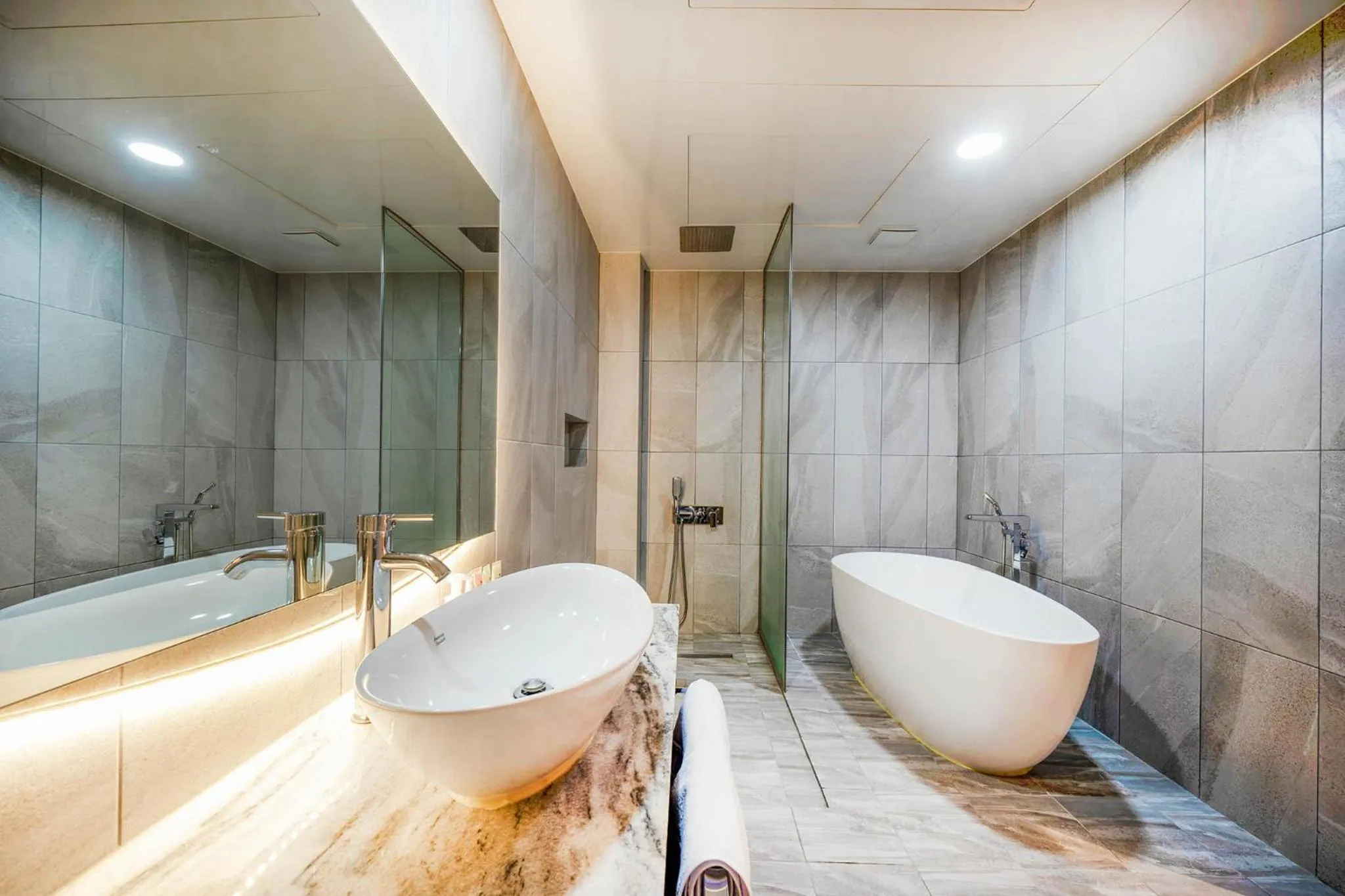 Bath in Firenze Tourist Hotel