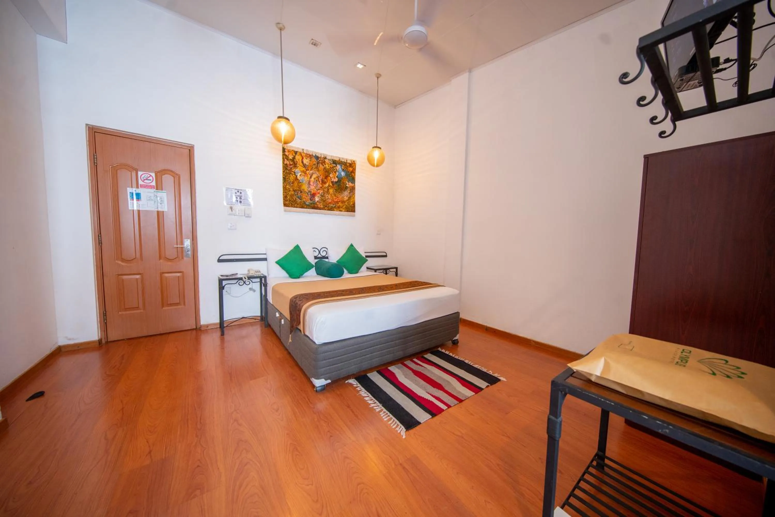 Bedroom, Bed in Olympus Plaza Hotel