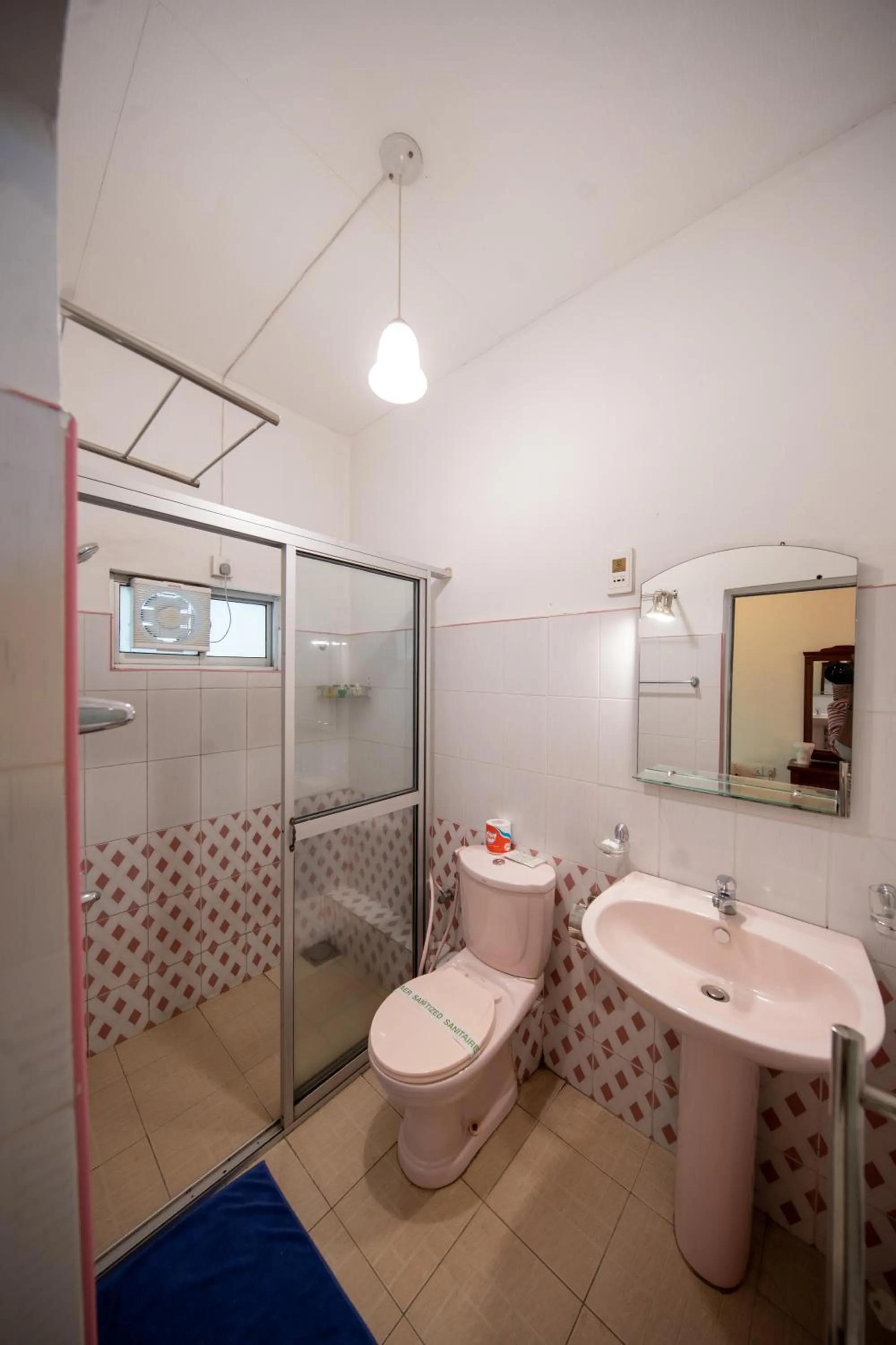 Bathroom in Olympus Plaza Hotel