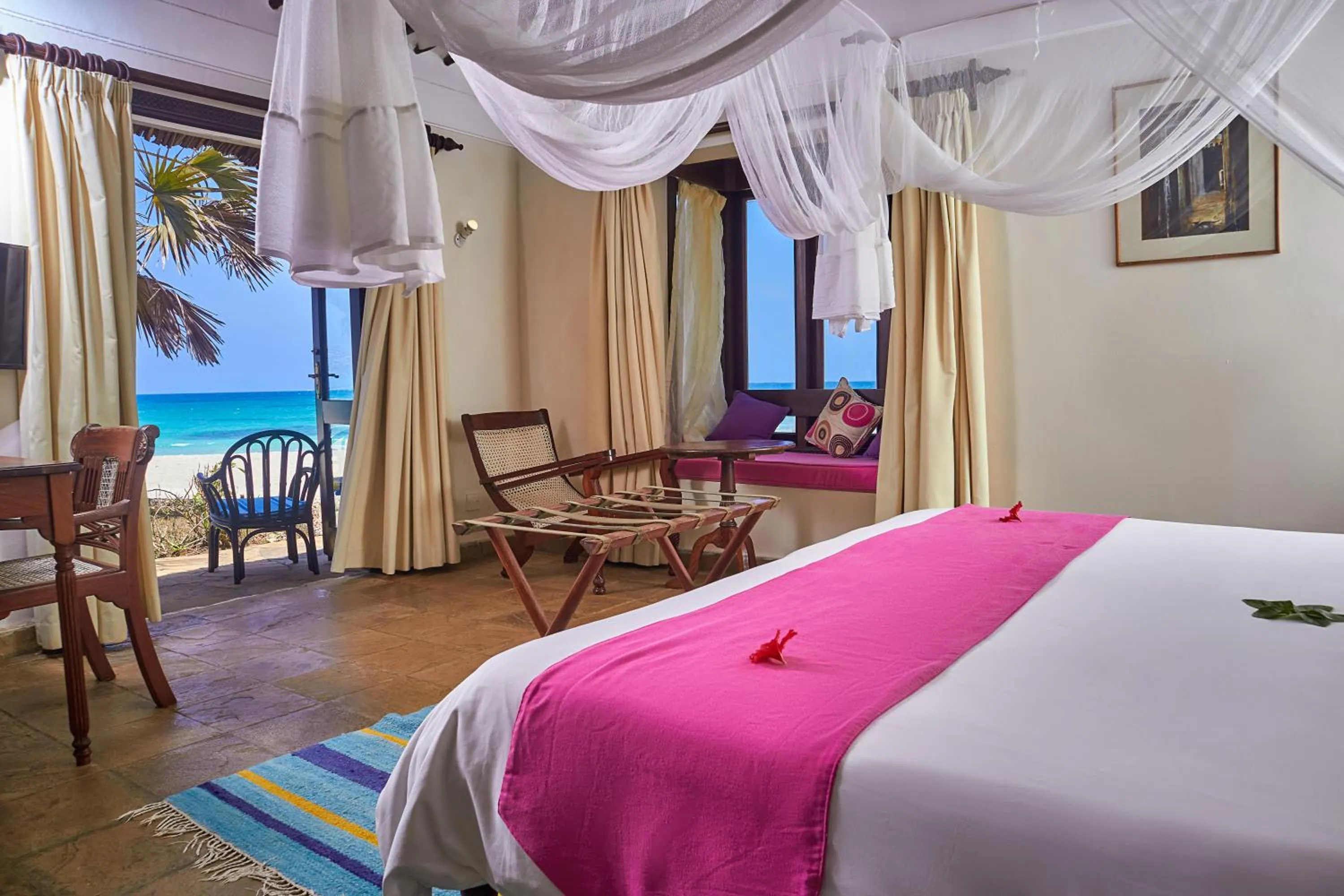 Sea view, Bed in Jacaranda Indian Ocean Beach Resort