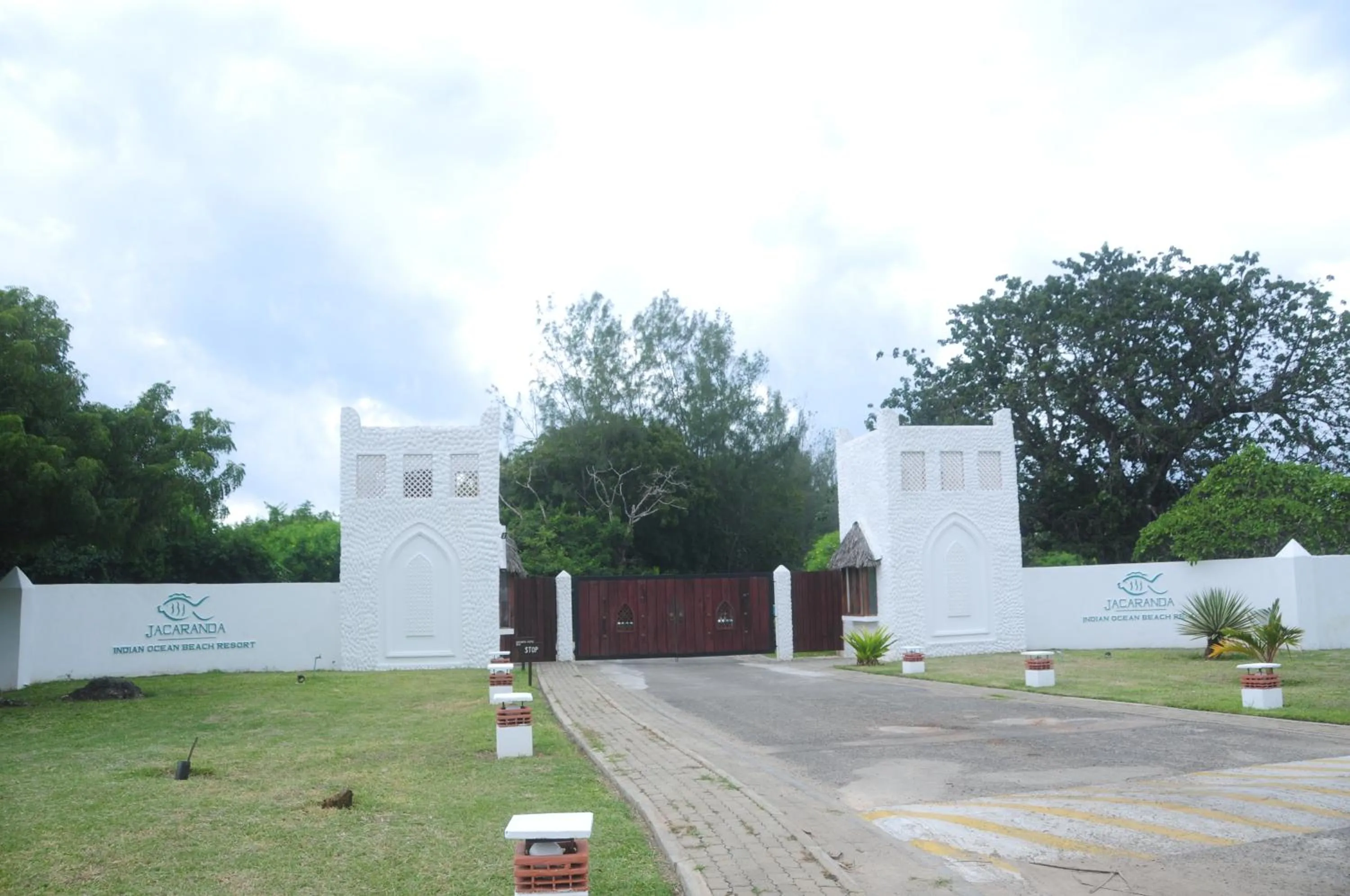 Facade/entrance in Jacaranda Indian Ocean Beach Resort