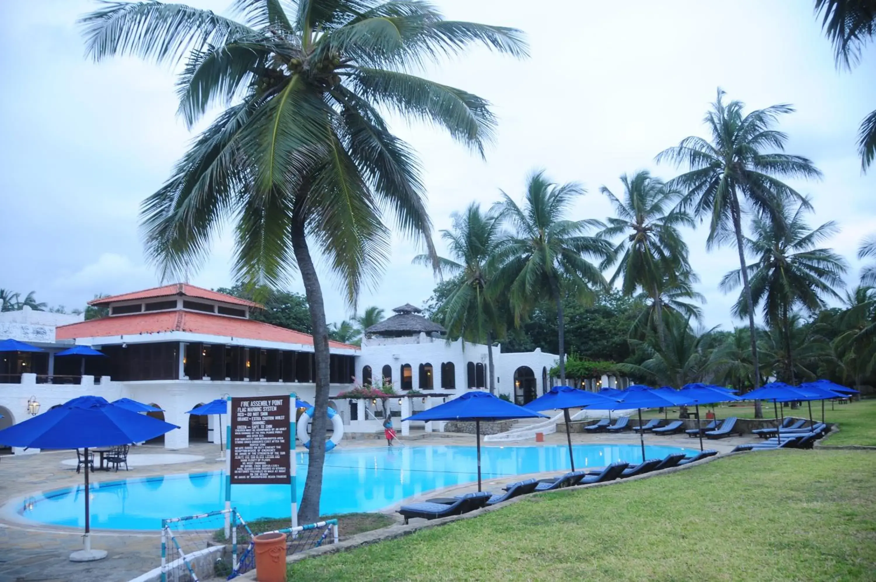 Swimming pool in Jacaranda Indian Ocean Beach Resort Swimming pool in Jacaranda Indian Ocean Beach Resort