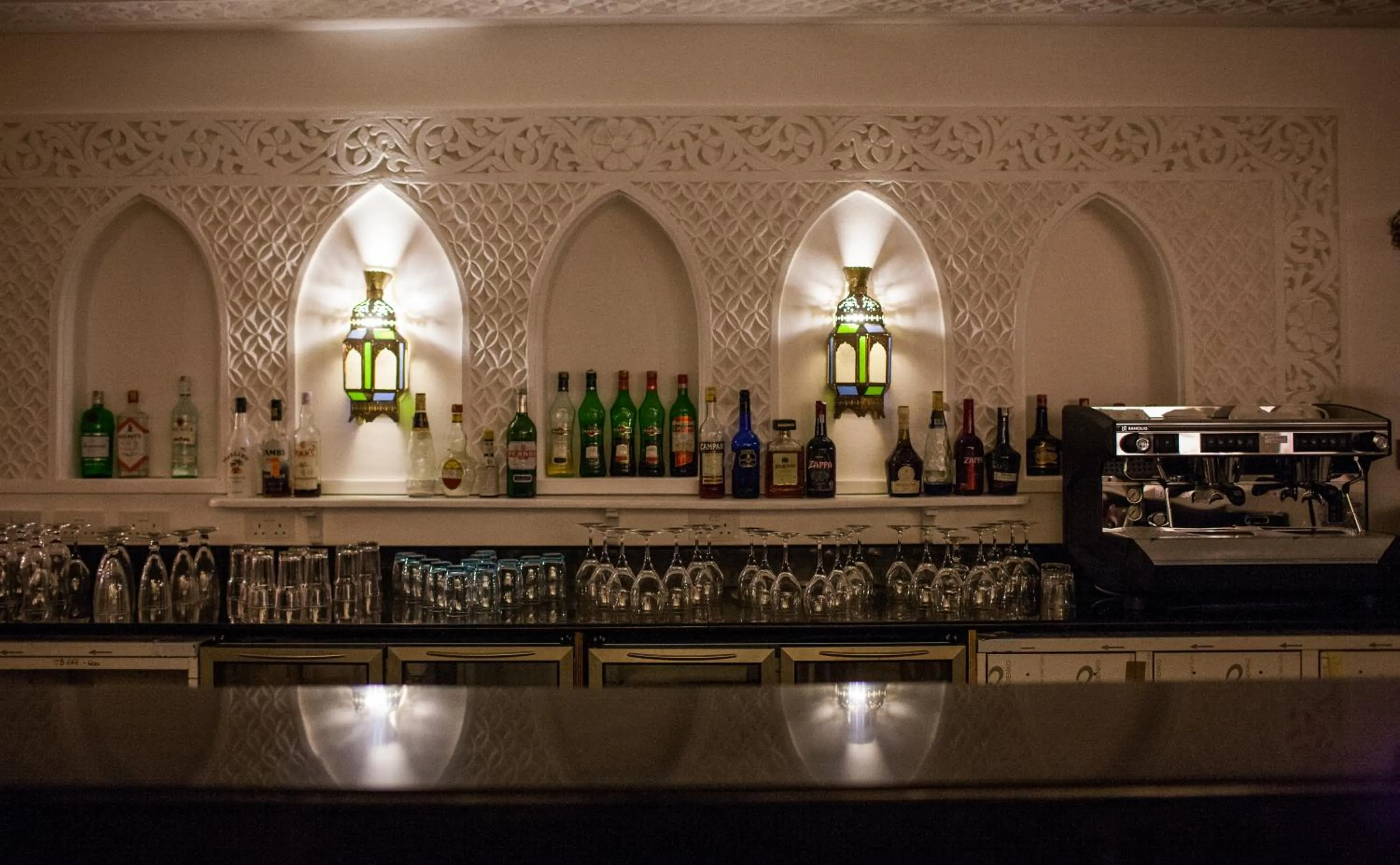 Lounge or bar in Jacaranda Indian Ocean Beach Resort