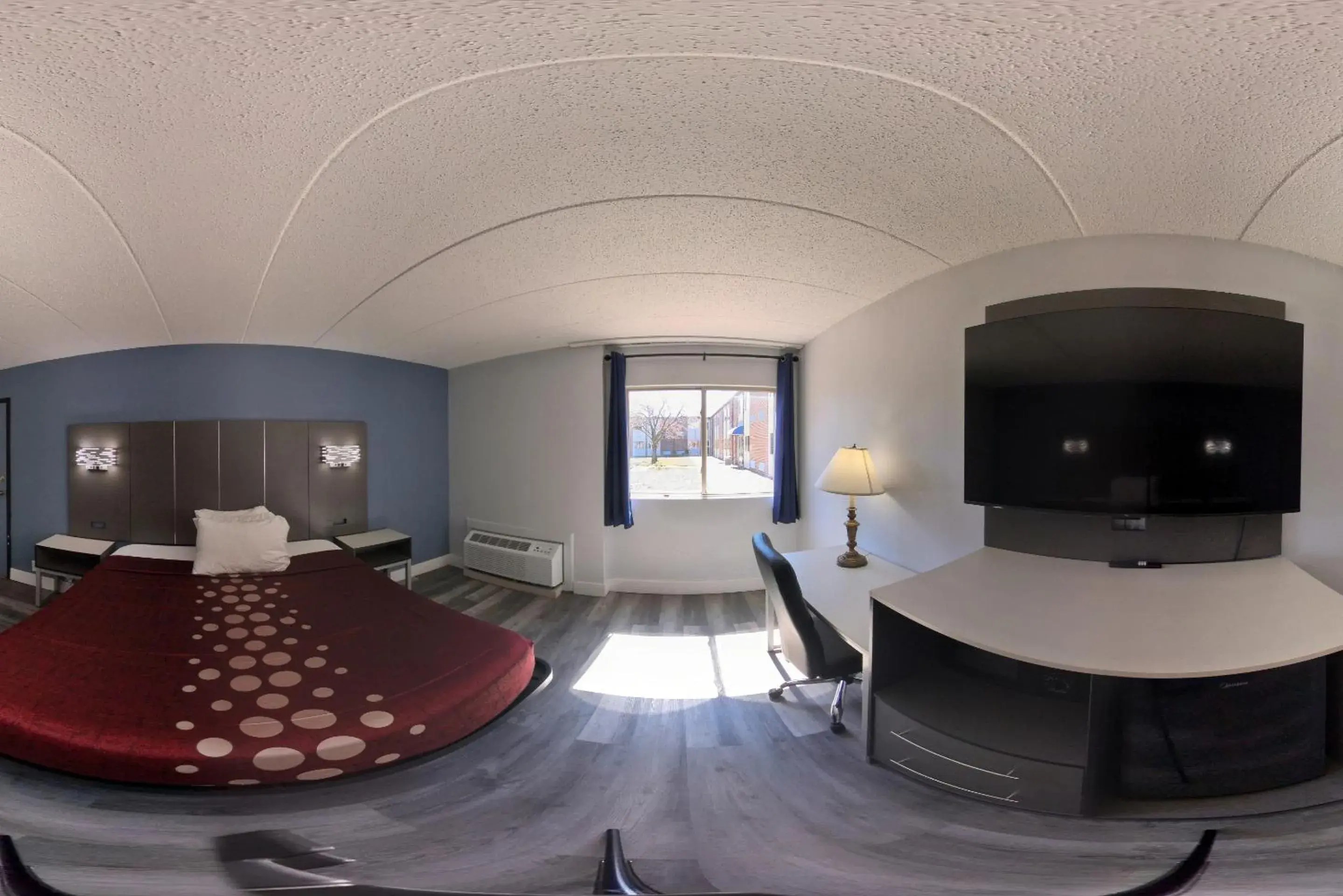 Standard King Room in Coratel Inn and Suites By Jasper Lacrosse Standard King Room in Coratel Inn and Suites By Jasper Lacrosse
