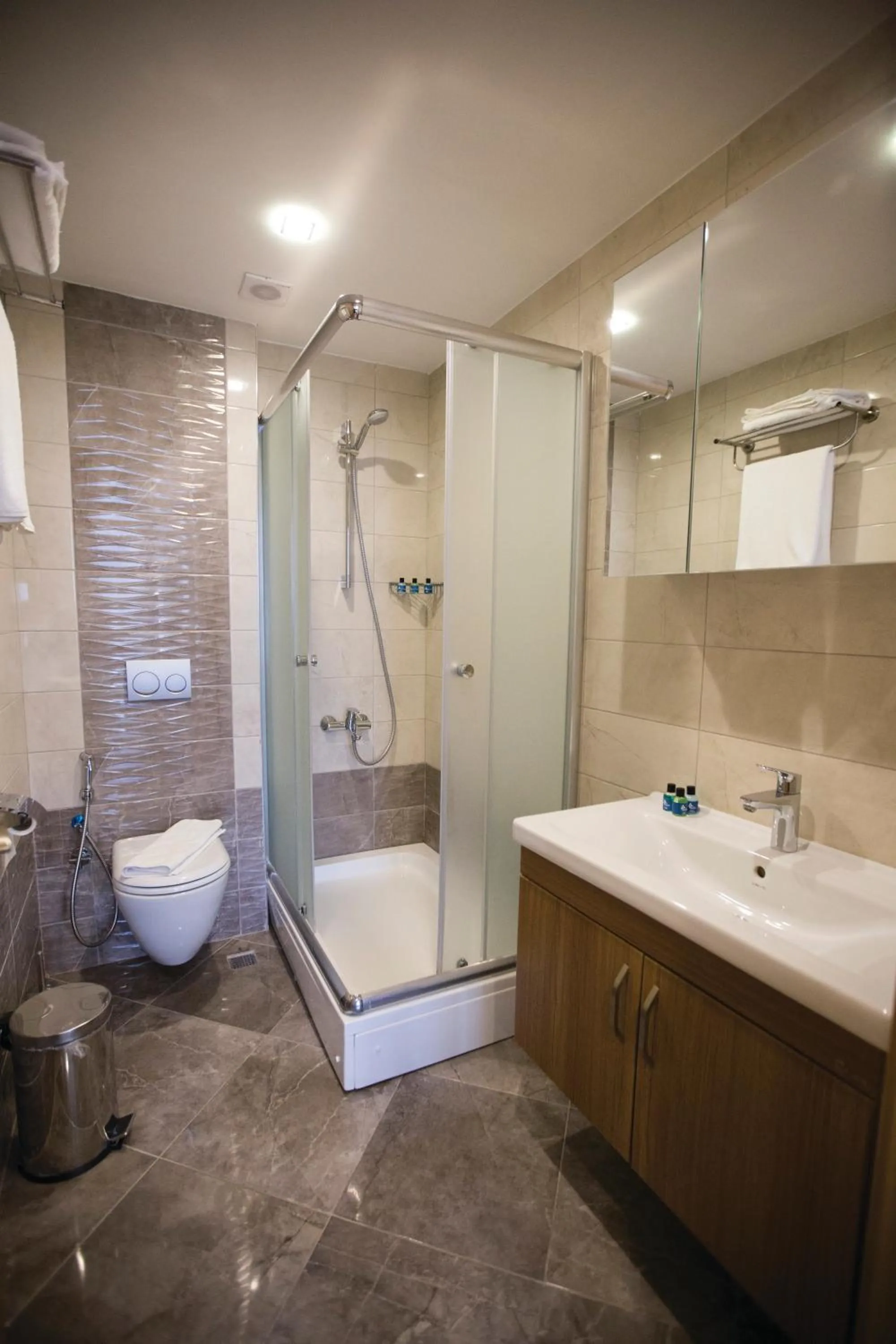 Bathroom in Alesha Suite Otel