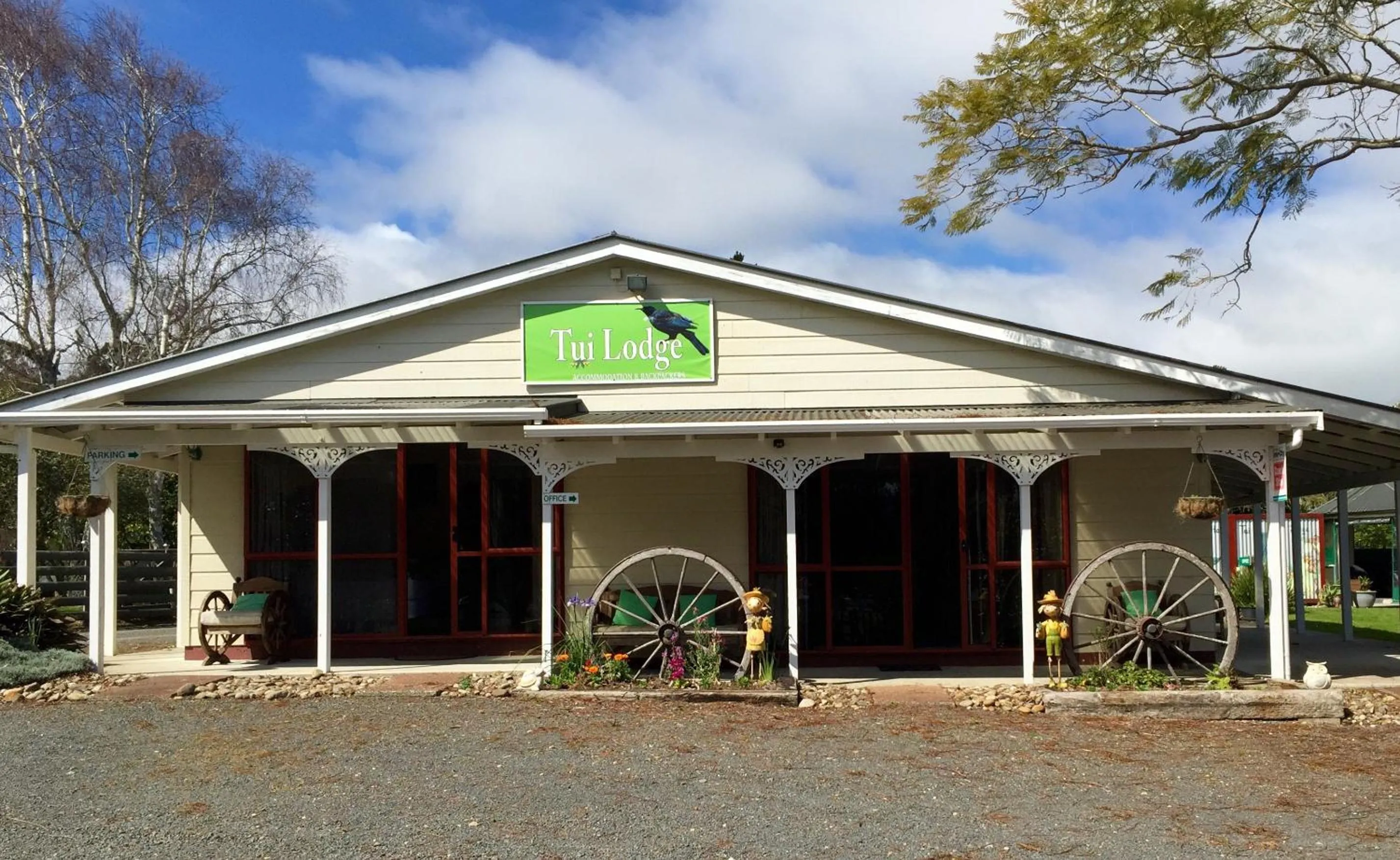 Property building in Tui Lodge