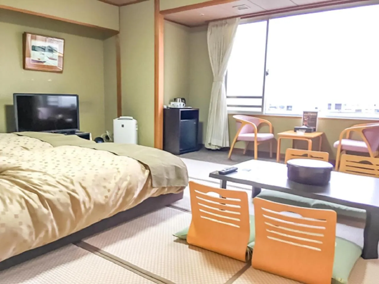 Property building, Bed in LiVEMAX RESORT Kaga Yamashiro