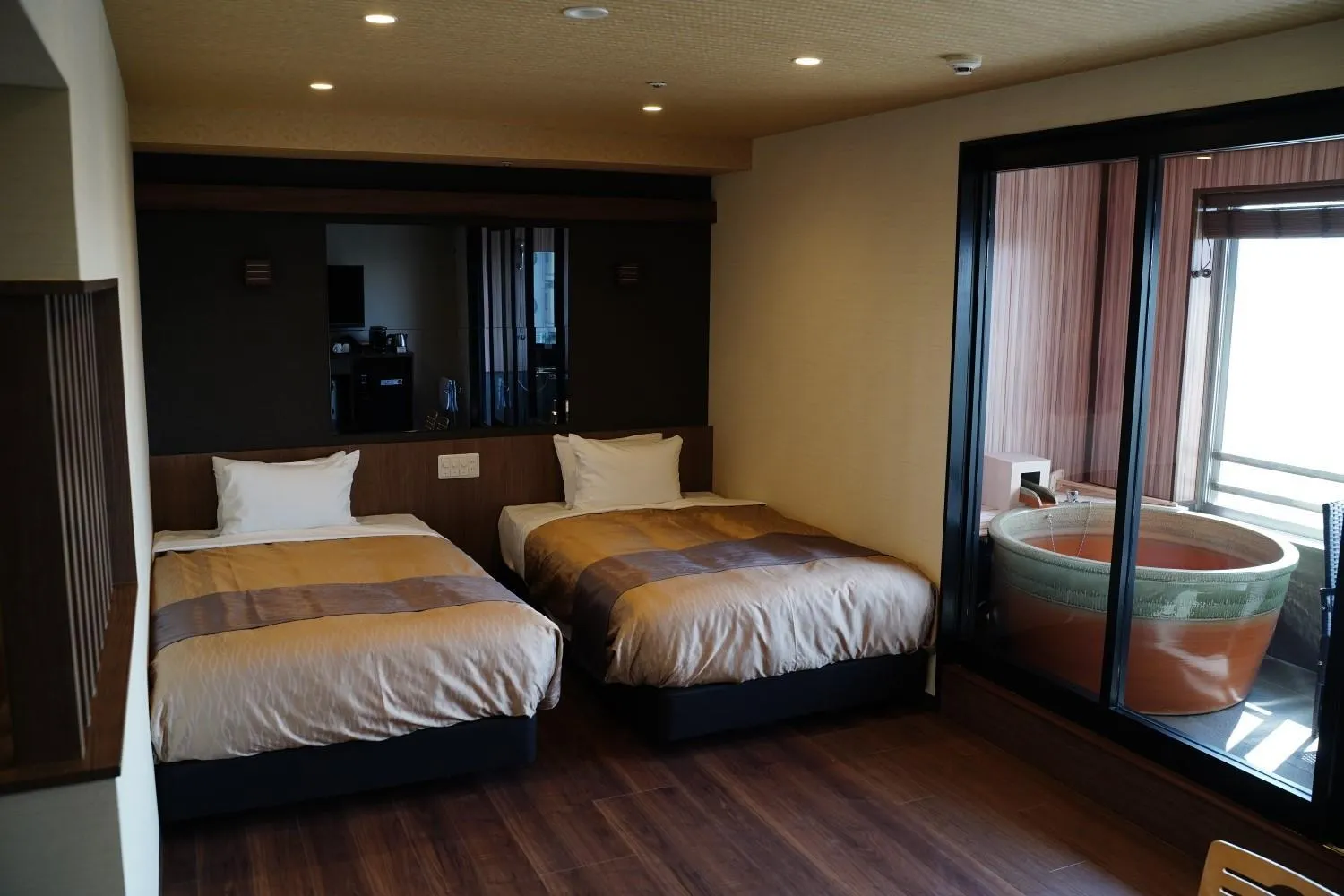 Bed in LiVEMAX RESORT Kaga Yamashiro