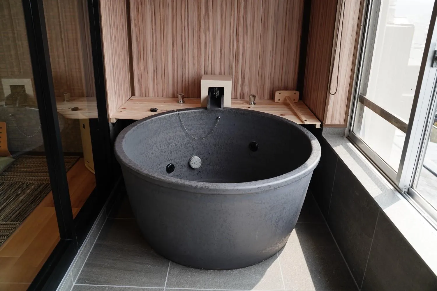 Hot Tub in LiVEMAX RESORT Kaga Yamashiro