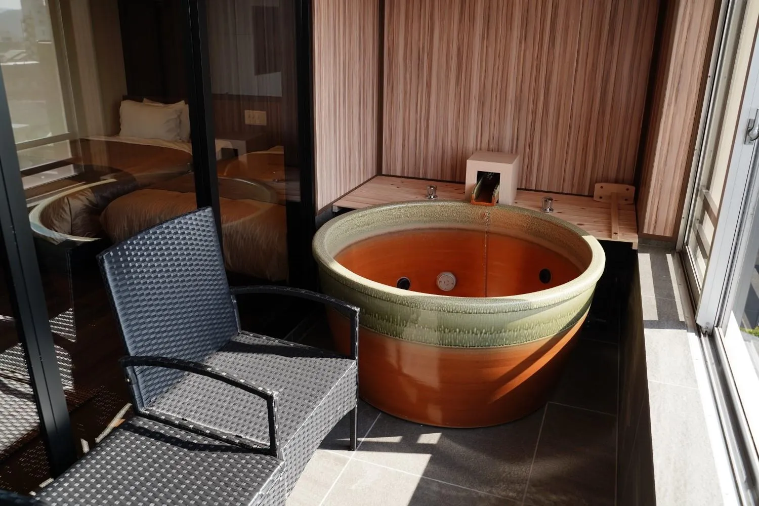Hot Tub in LiVEMAX RESORT Kaga Yamashiro