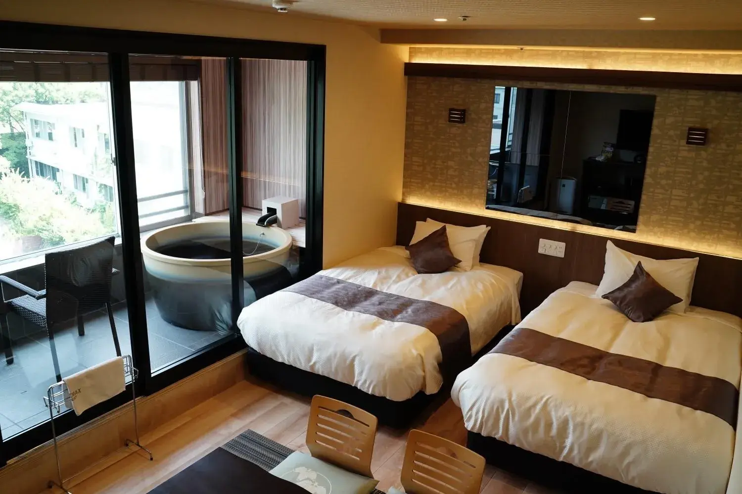 Japanese-Western Room with Open-Air Bath in LiVEMAX RESORT Kaga Yamashiro Japanese-Western Room with Open-Air Bath in LiVEMAX RESORT Kaga Yamashiro