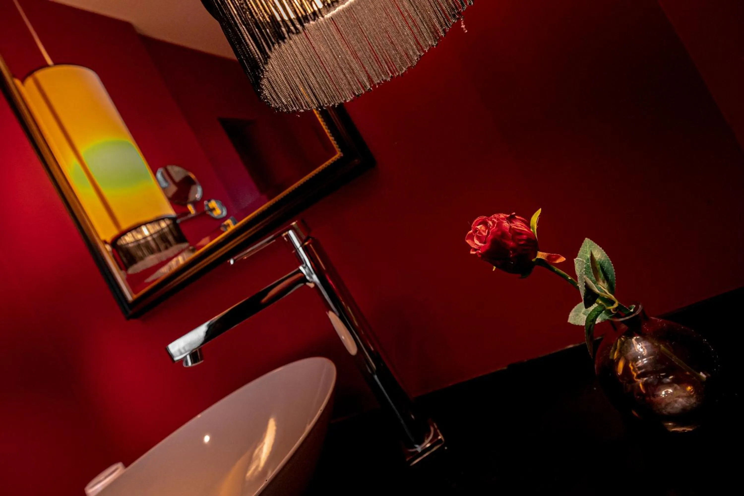 Bathroom in Le Theatre