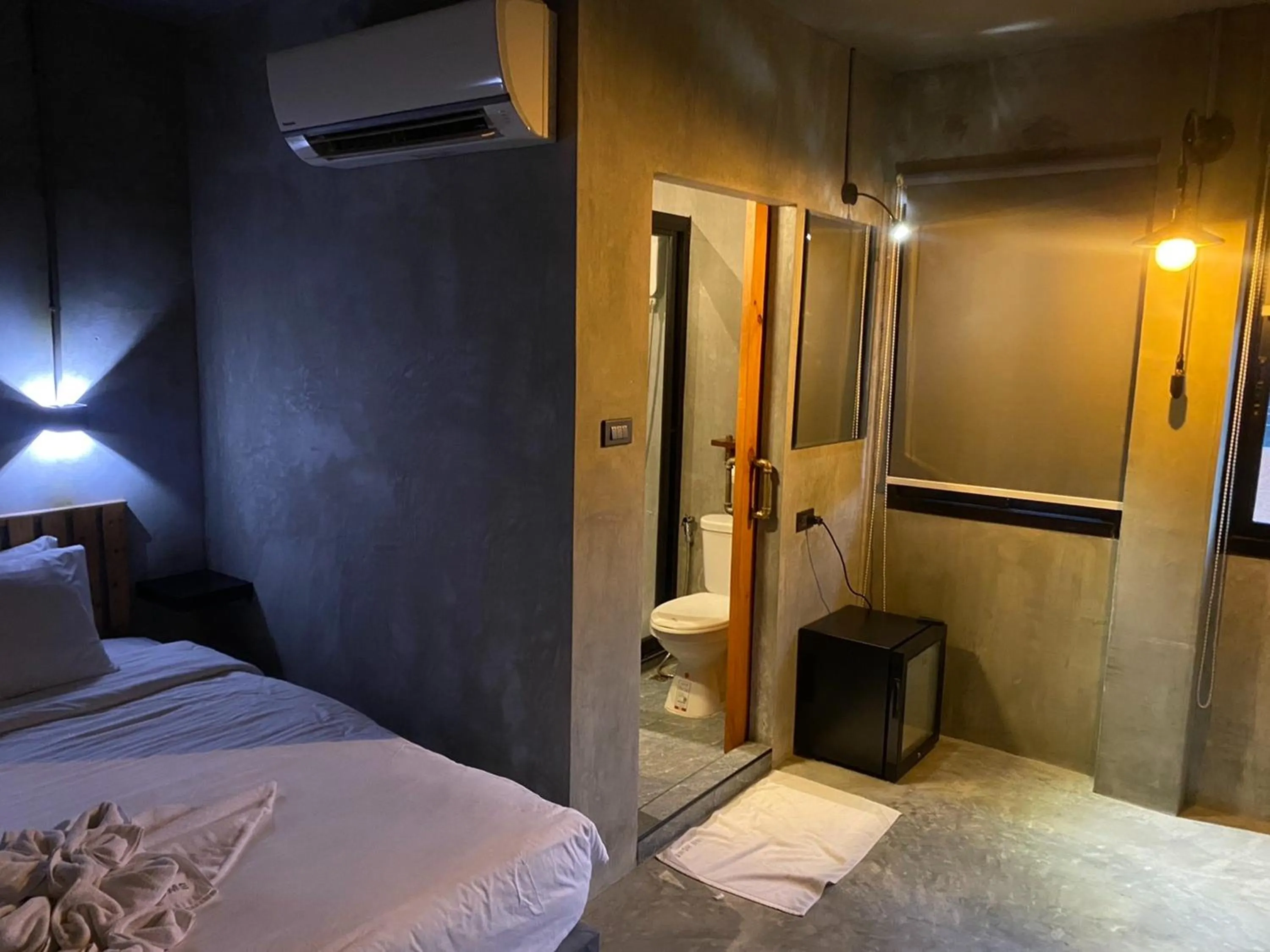 Bed in Sukhum Rajamangala-Phatthanakan Rooms