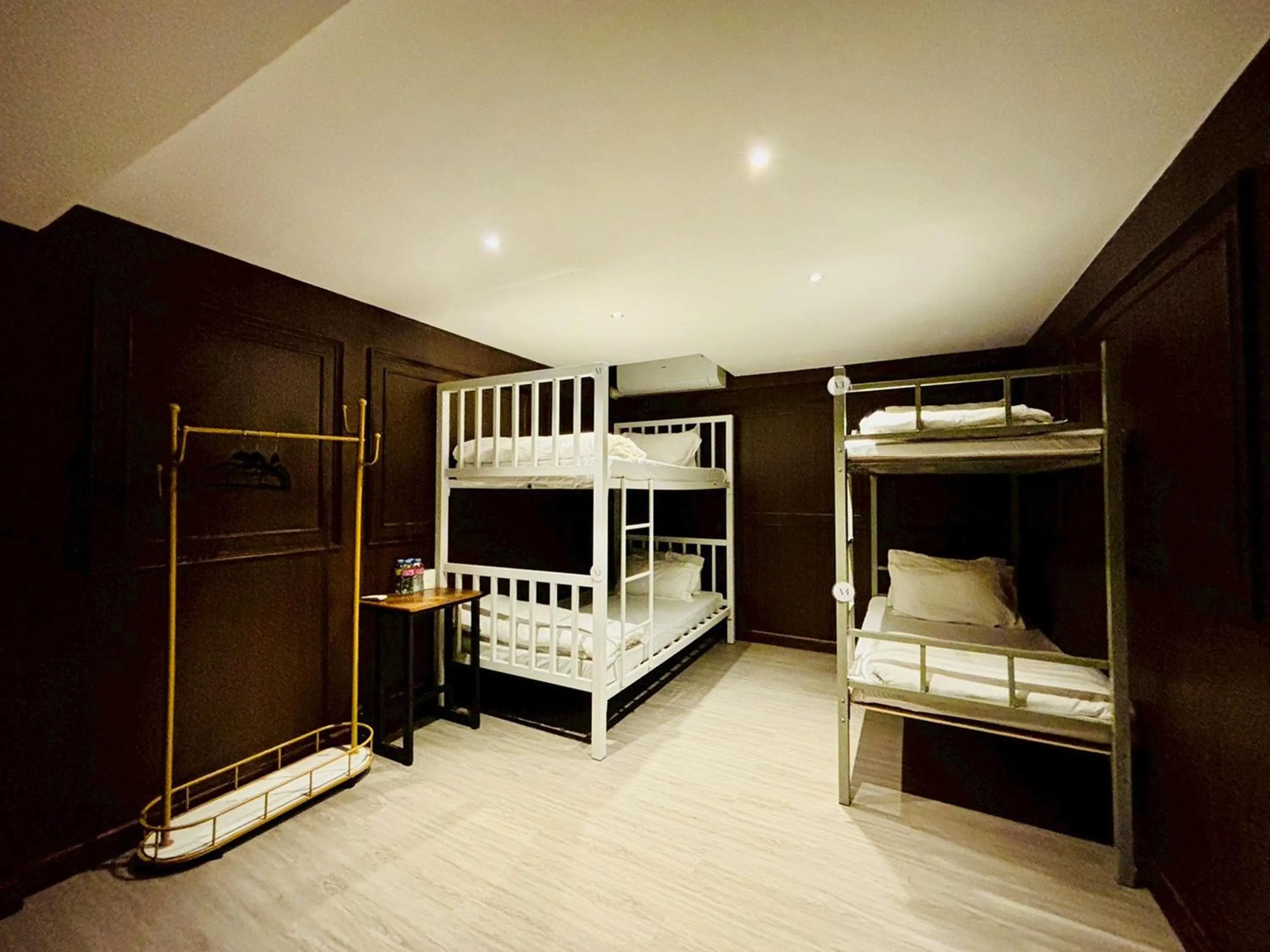 Bed in Sukhum Rajamangala-Phatthanakan Rooms