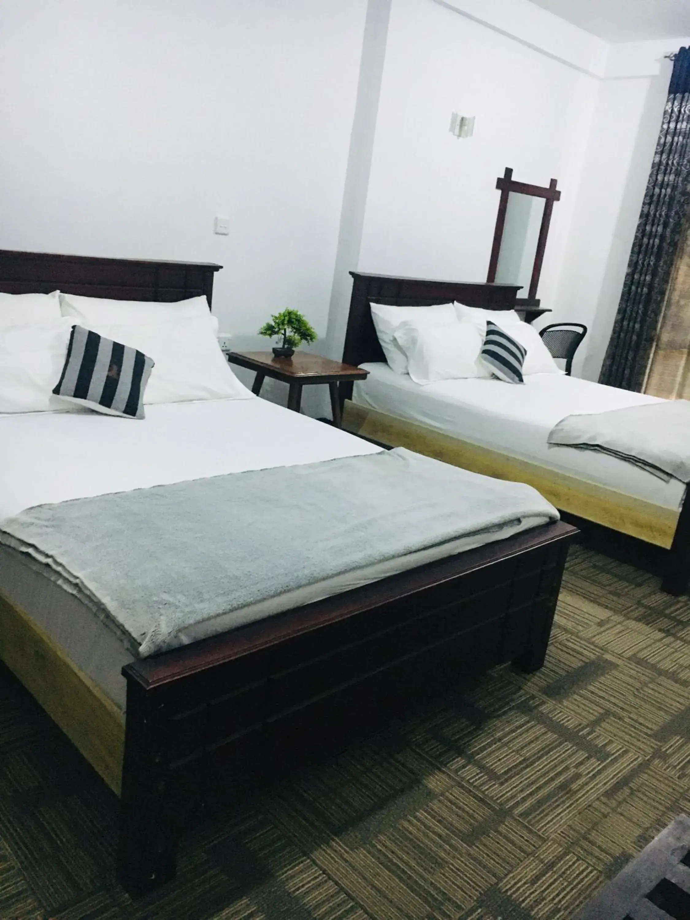 Budget Double Room in Ella Rock Land Budget Double Room in Ella Rock Land