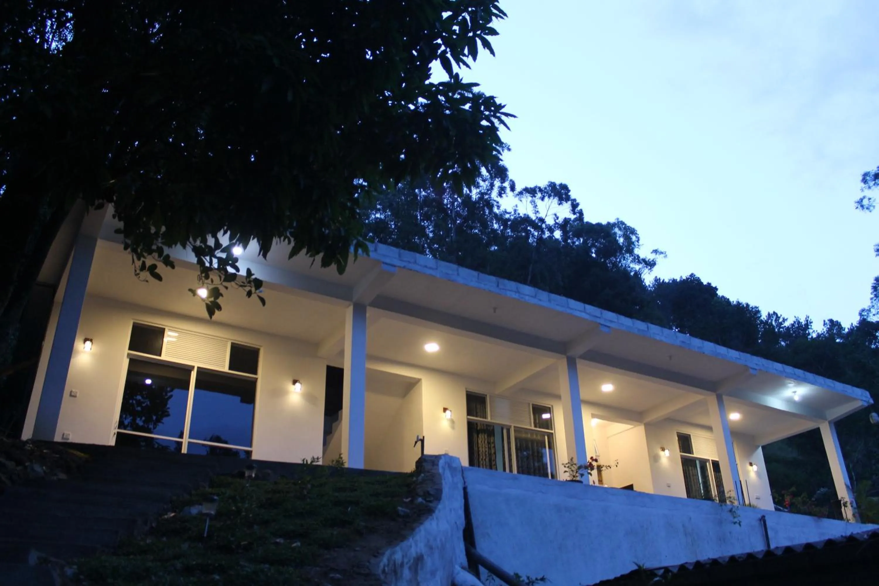 Property building in Ella Rock Land