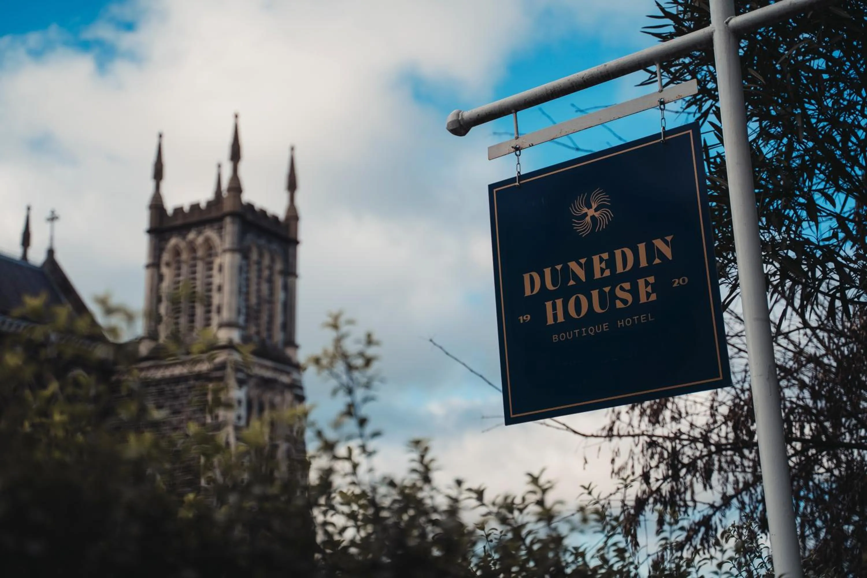 Nearby landmark in Dunedin House- Boutique Hotel