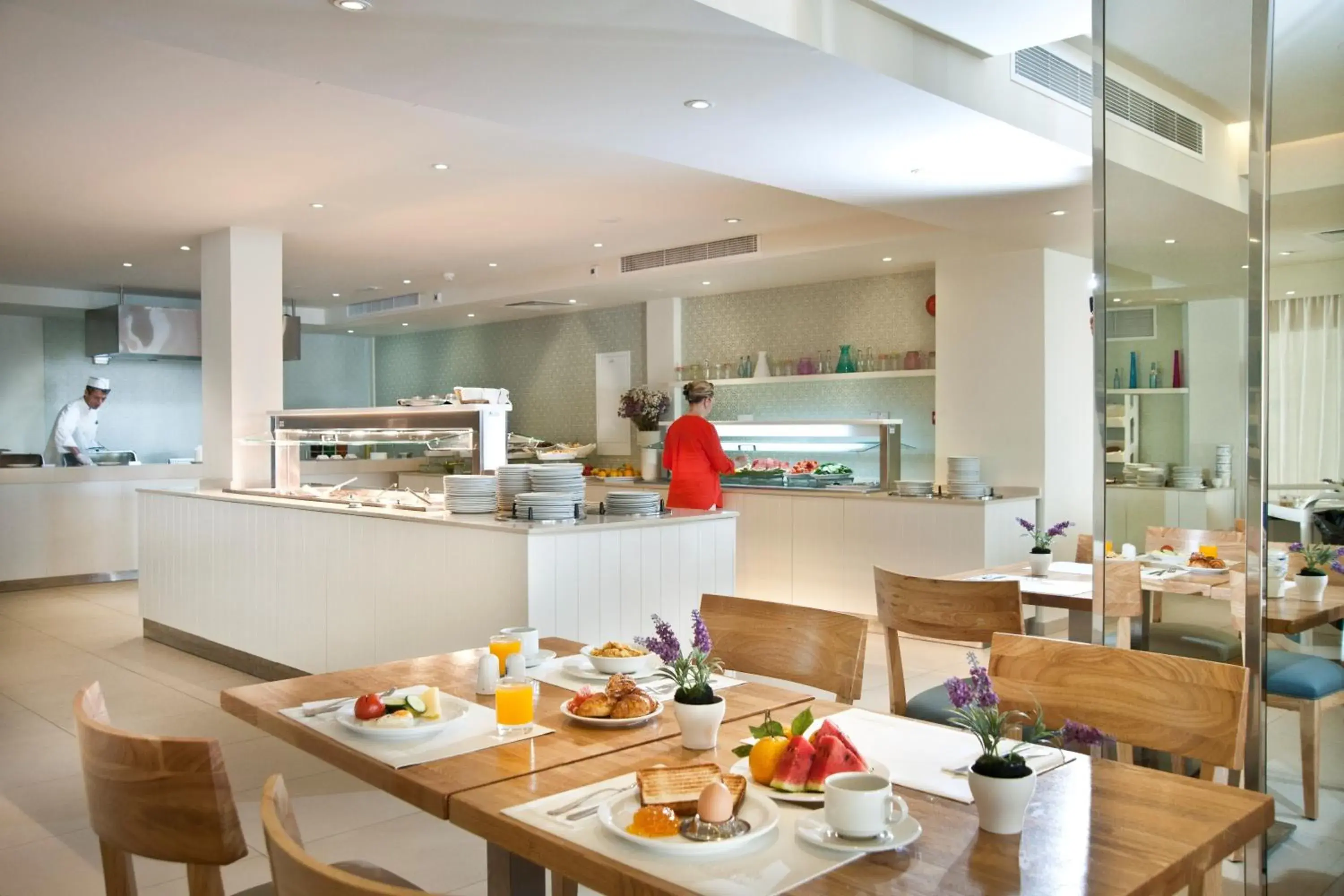 Restaurant/places to eat in Pernera Beach Hotel Restaurant/places to eat in Pernera Beach Hotel