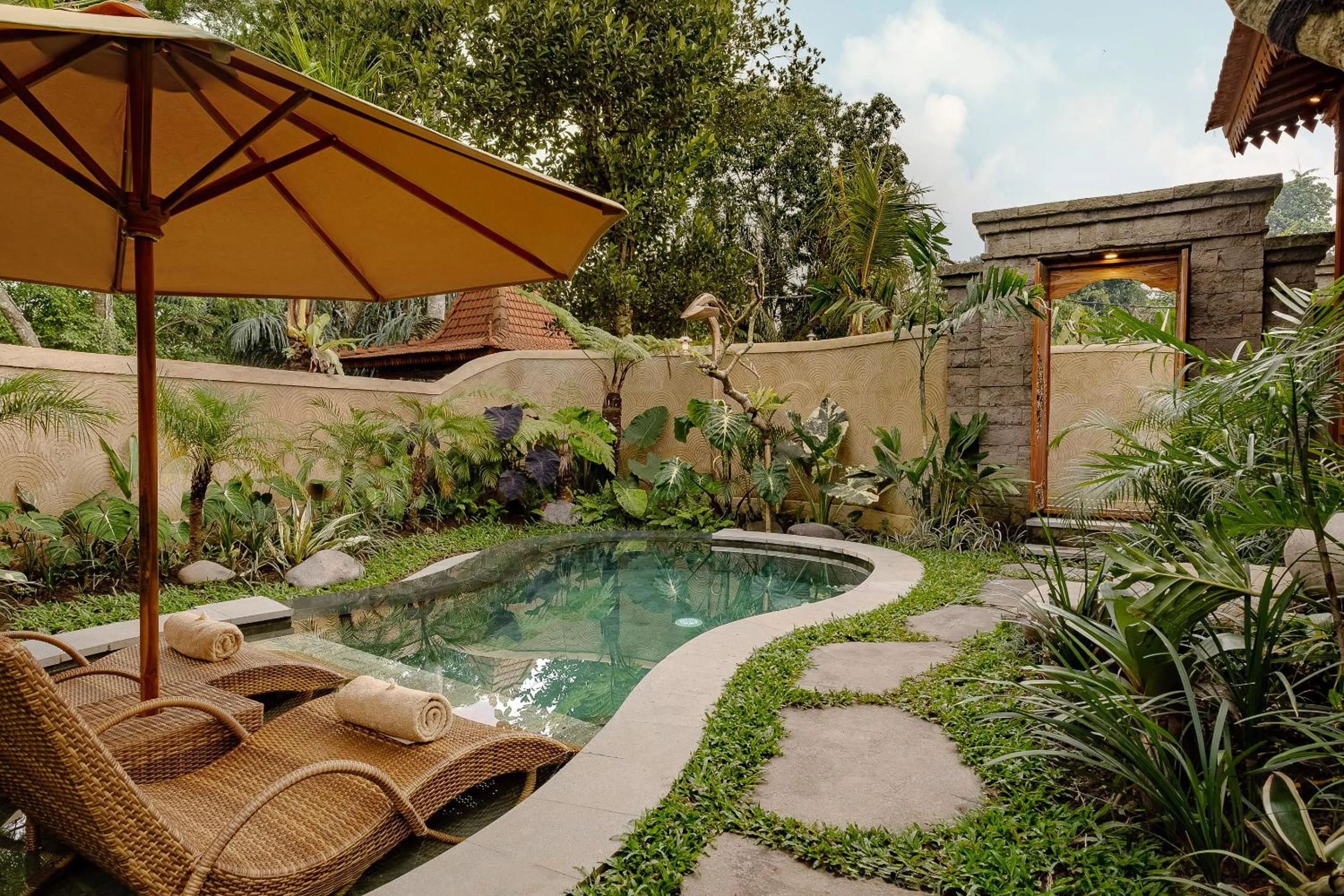Hidden Saren Villa Ubud