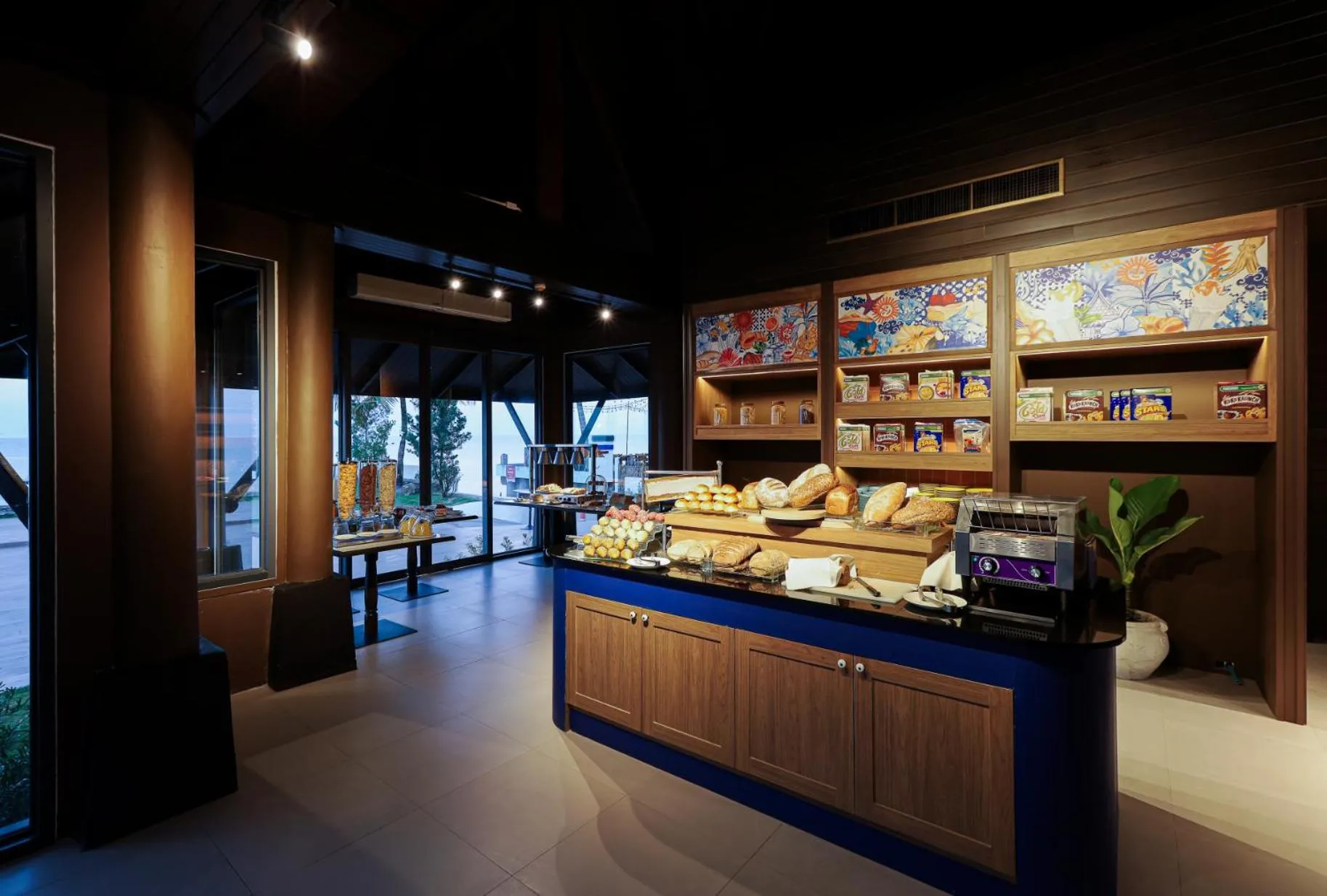 Restaurant/places to eat in La Solaya Khao Lak