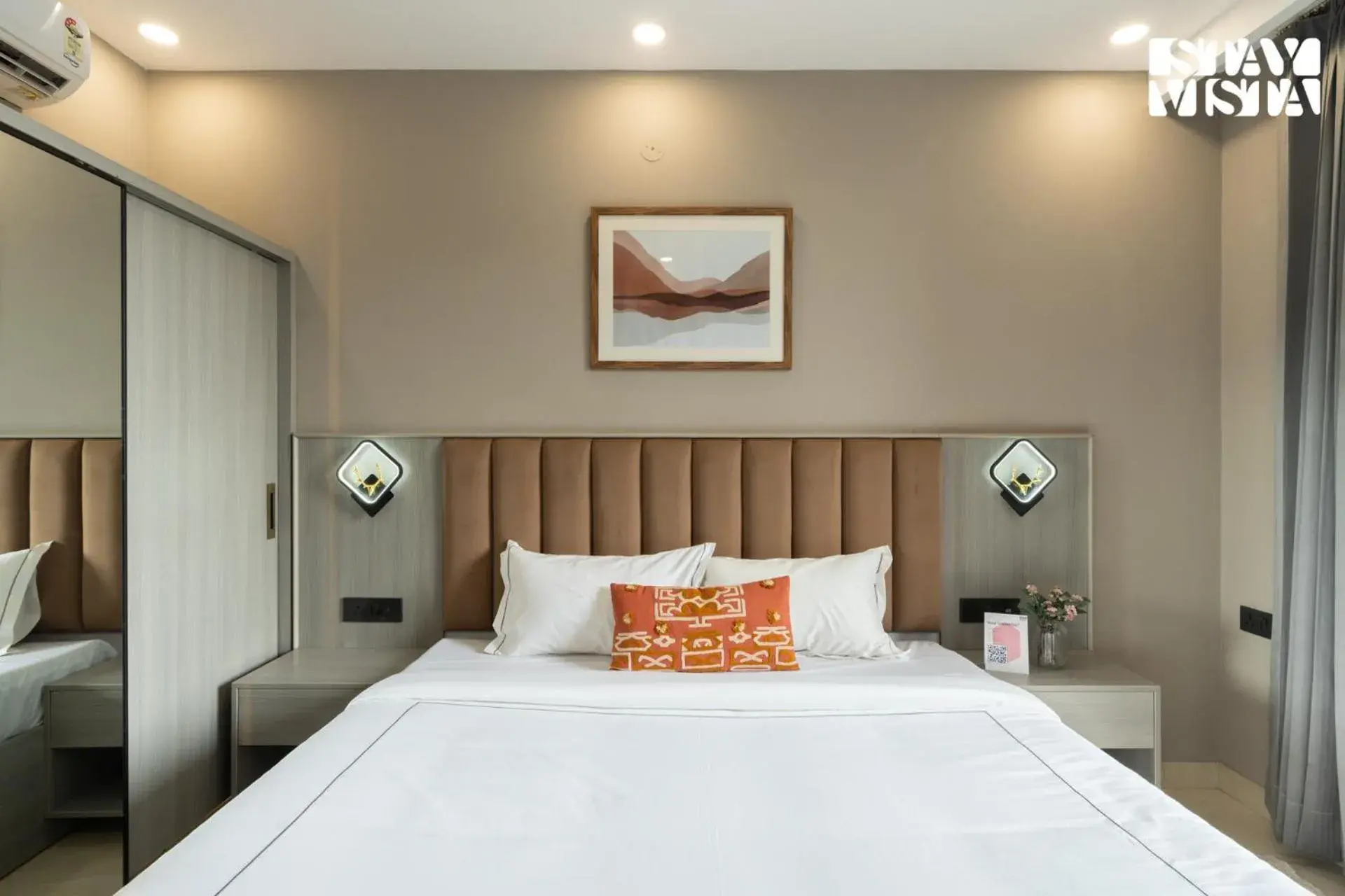 Executive Room with Balcony and Air purifier - single occupancy in StayVista Residences near Cyber City Hub with Gym & Air Purifier Executive Room with Balcony and Air purifier - single occupancy in StayVista Residences near Cyber City Hub with Gym & Air Purifier