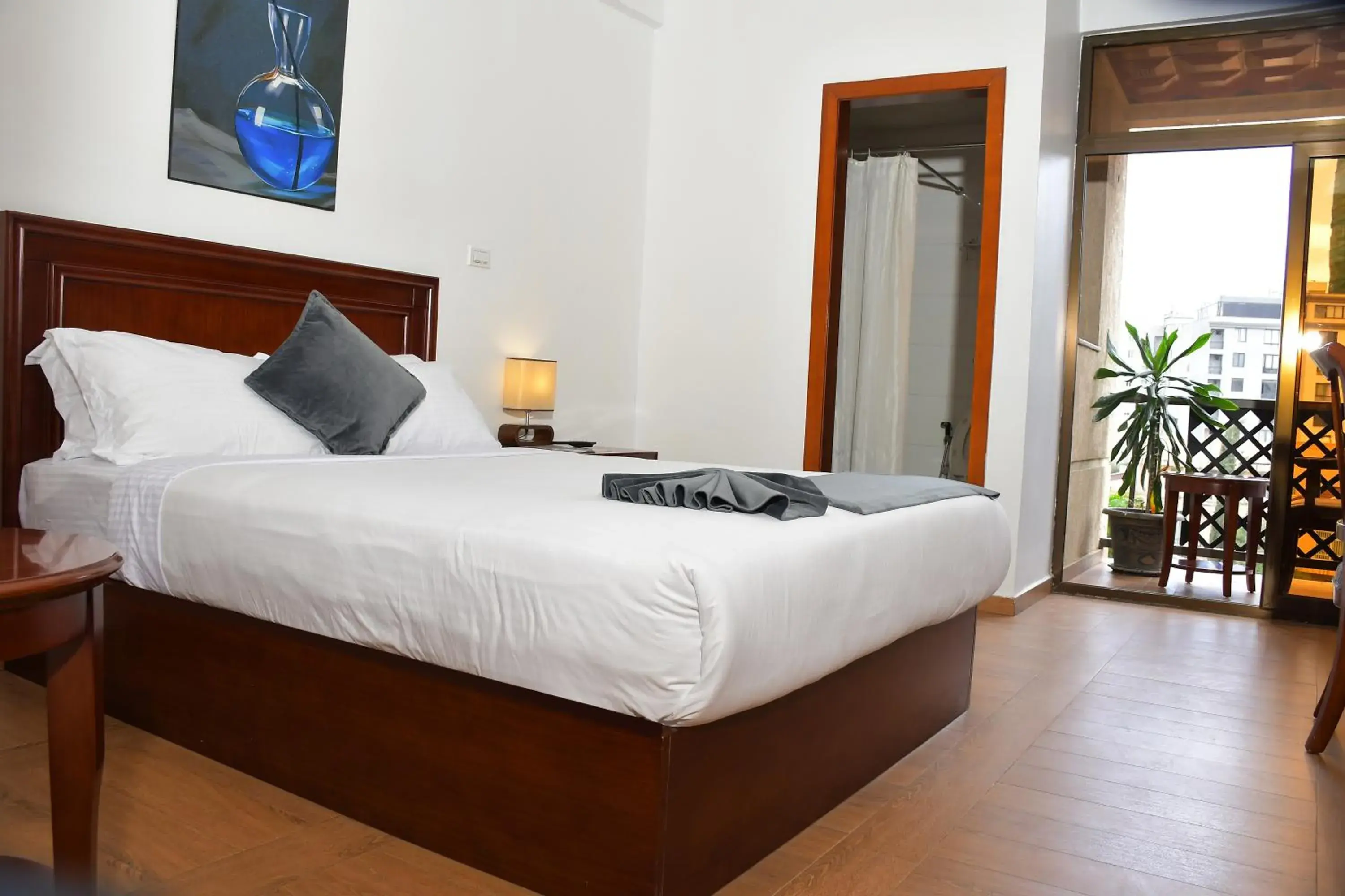 Double Room with Balcony in Sun View Hotel Double Room with Balcony in Sun View Hotel