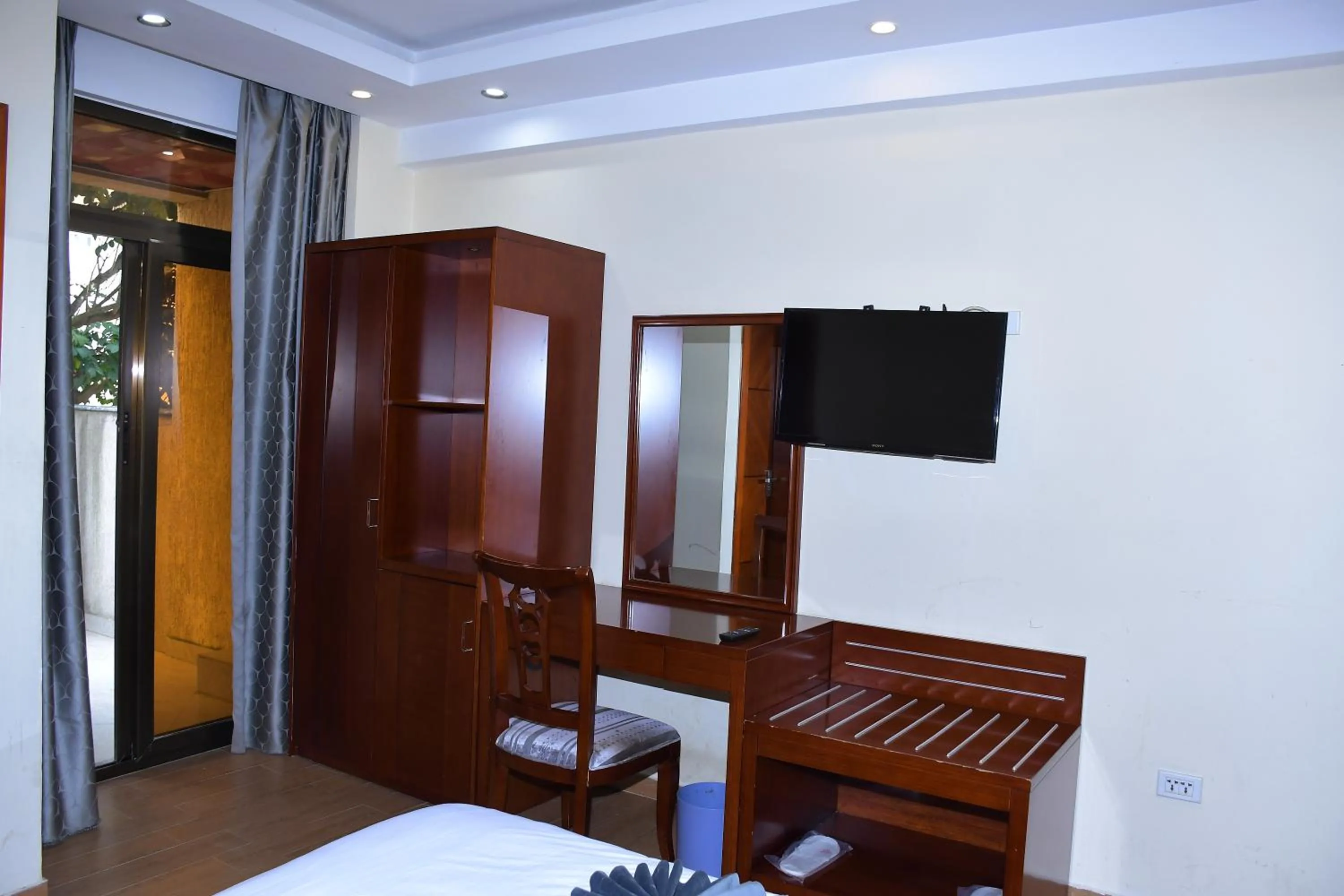 Bed in Sun View Hotel