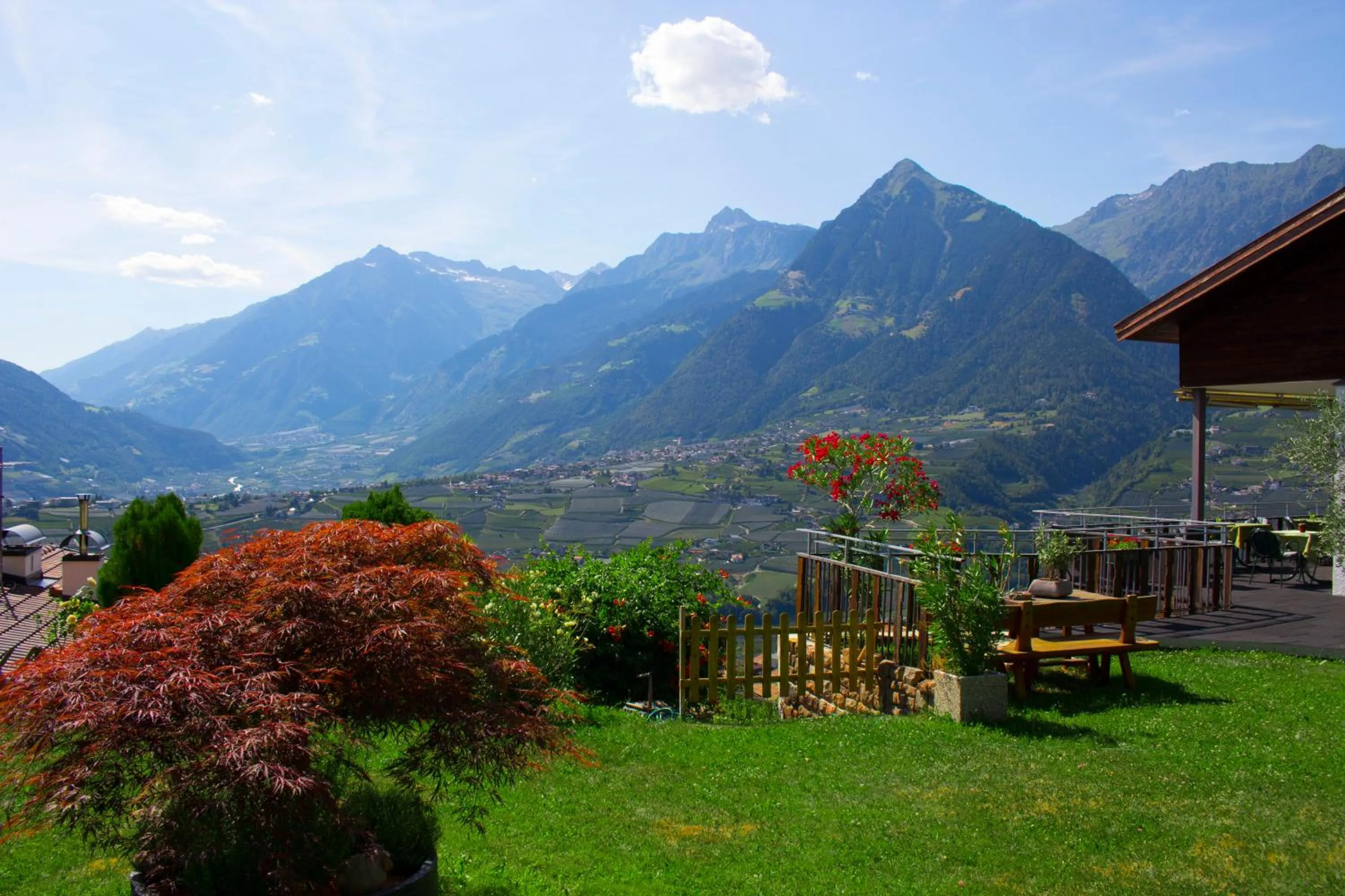 Spring in Schenna Garni Eden Bed & Breakfast