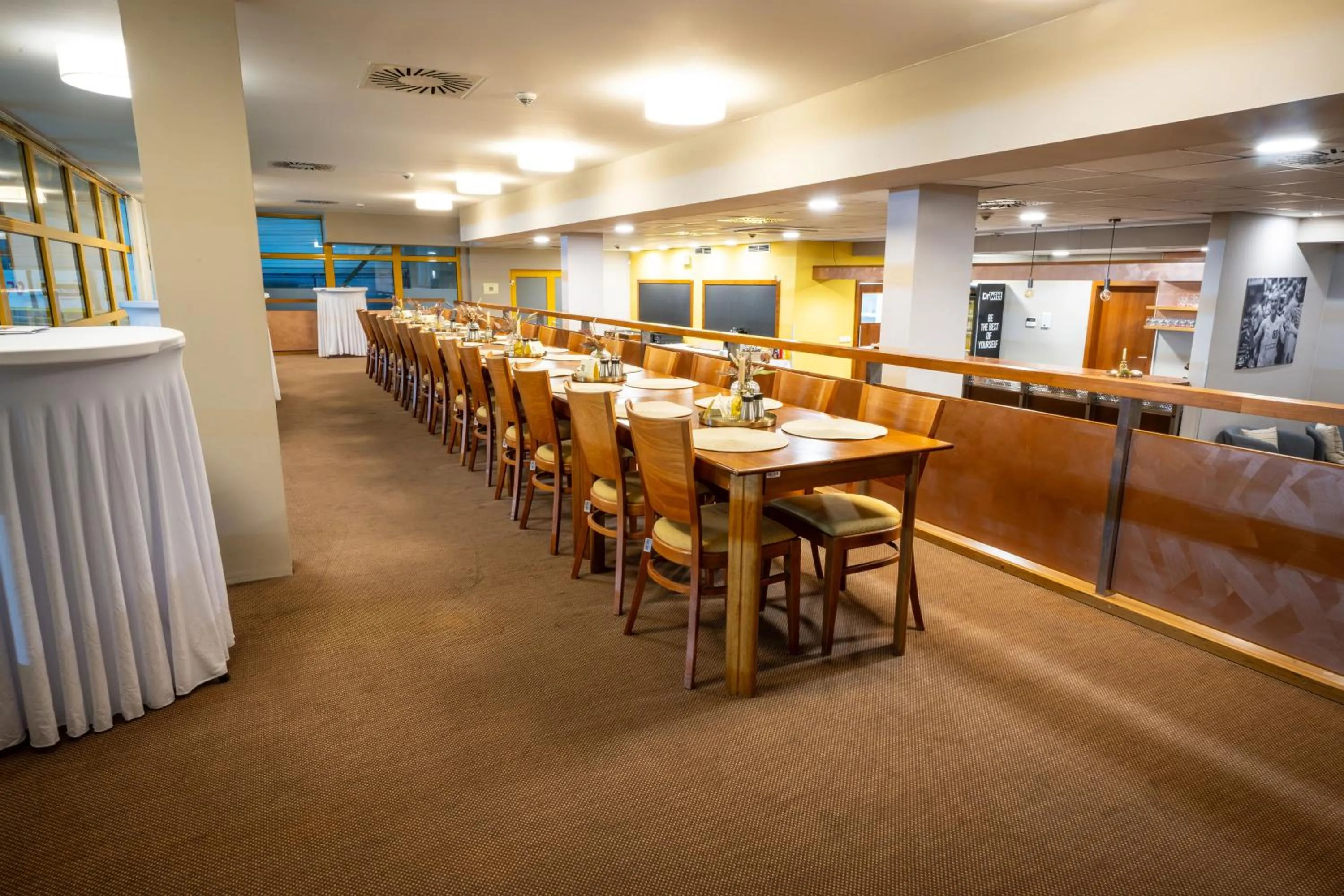 Restaurant/places to eat in Hotel Opava - free parking