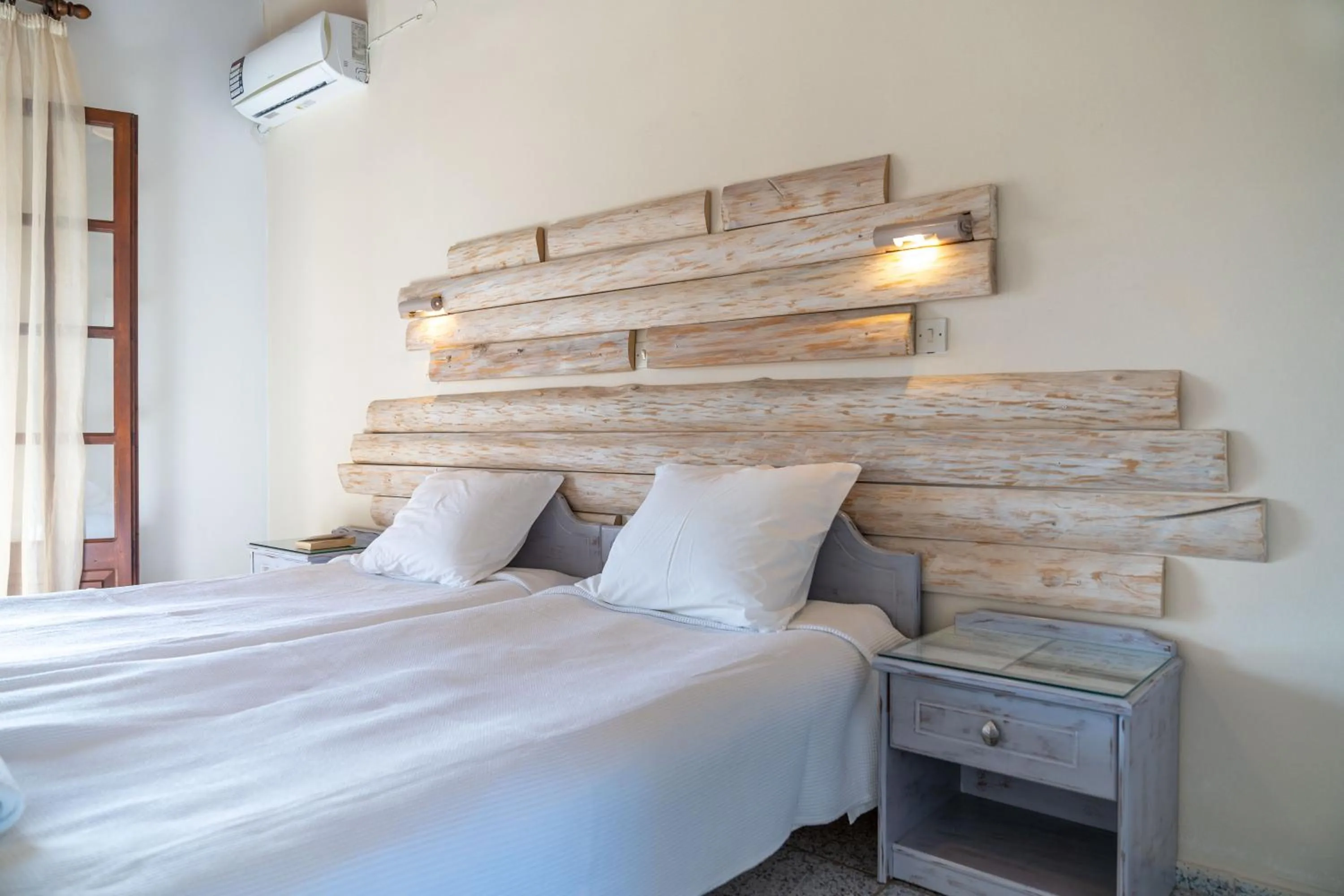 Bed in Villa Del Sol Corfu