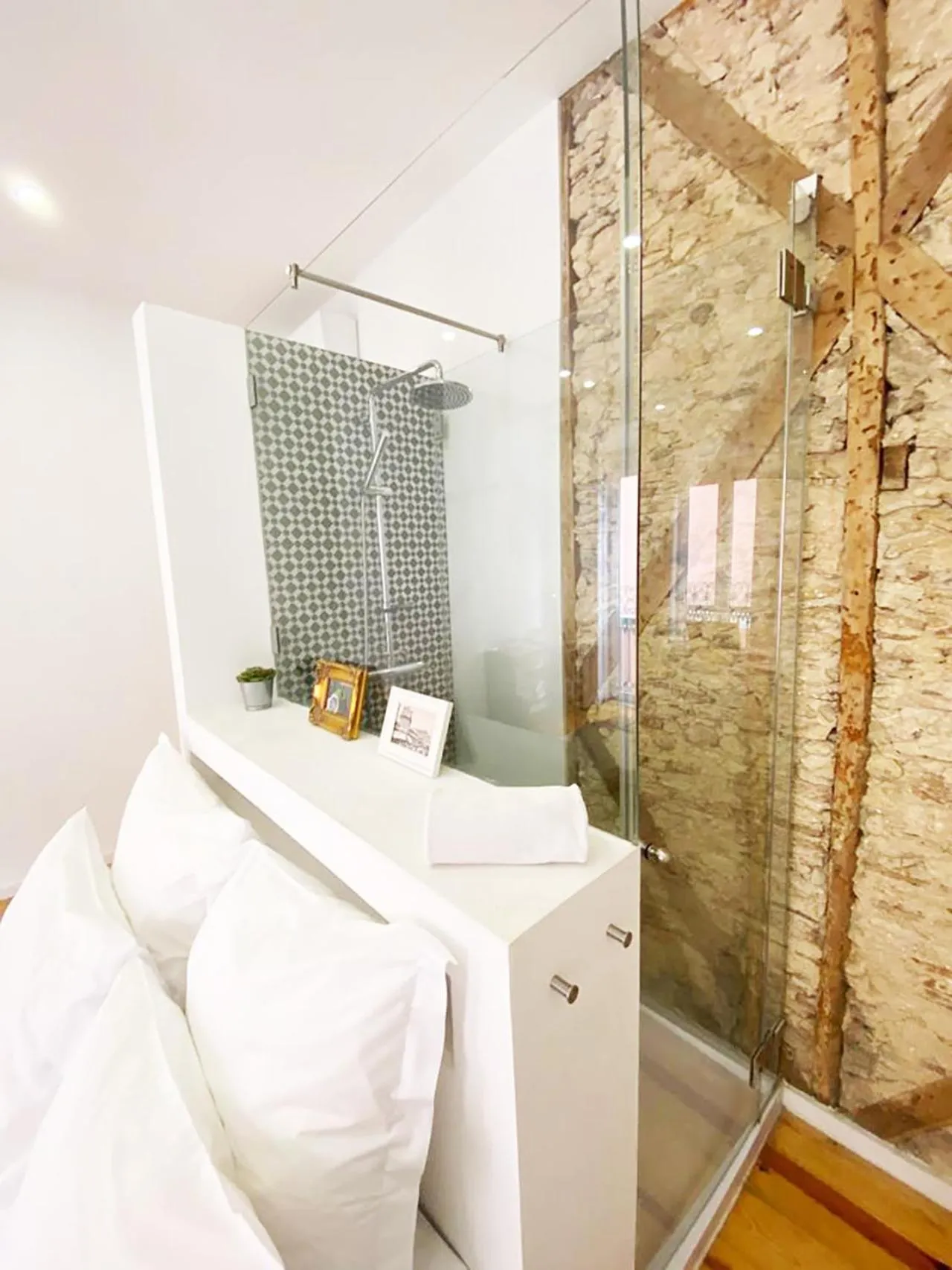 Bedroom in The Postcard Lisbon