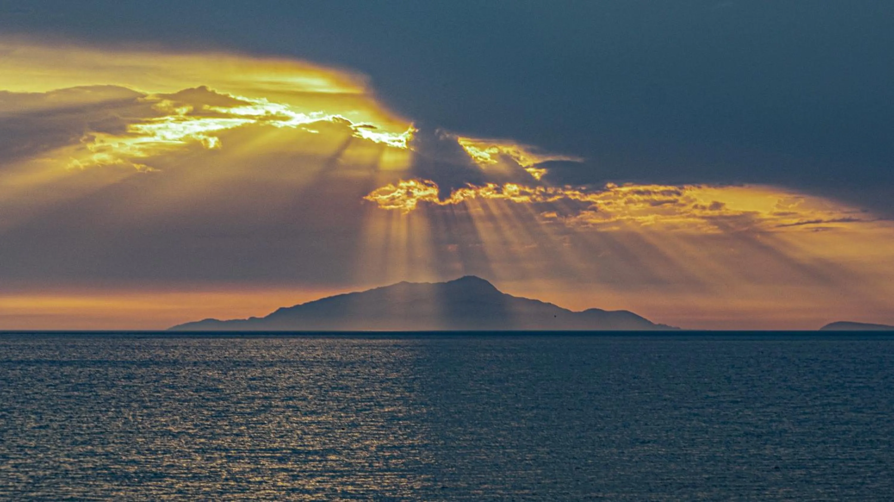 Sunset in Sea Breeze Residence