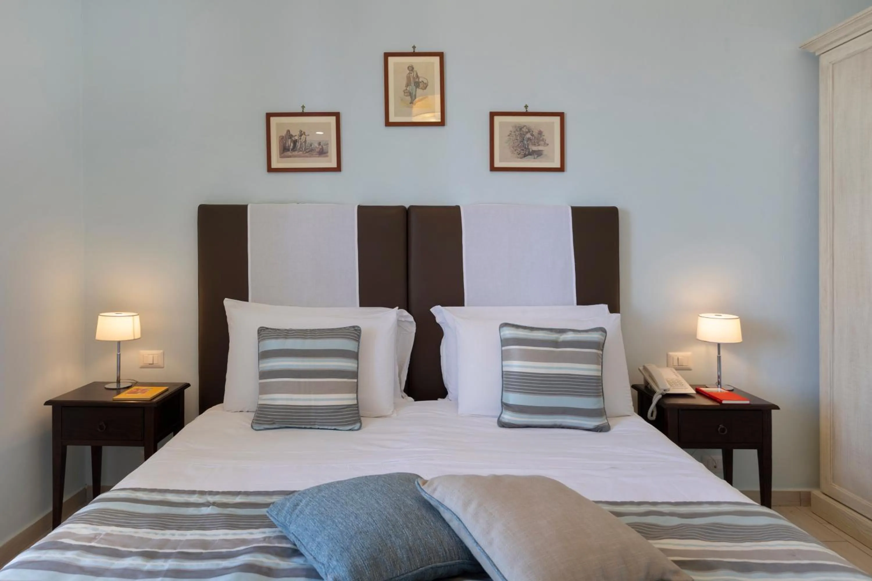 Bed in Sea Breeze Residence