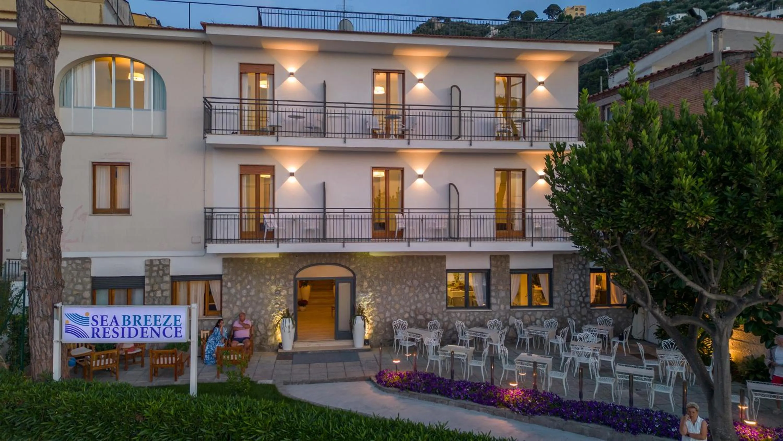 Property building in Sea Breeze Residence