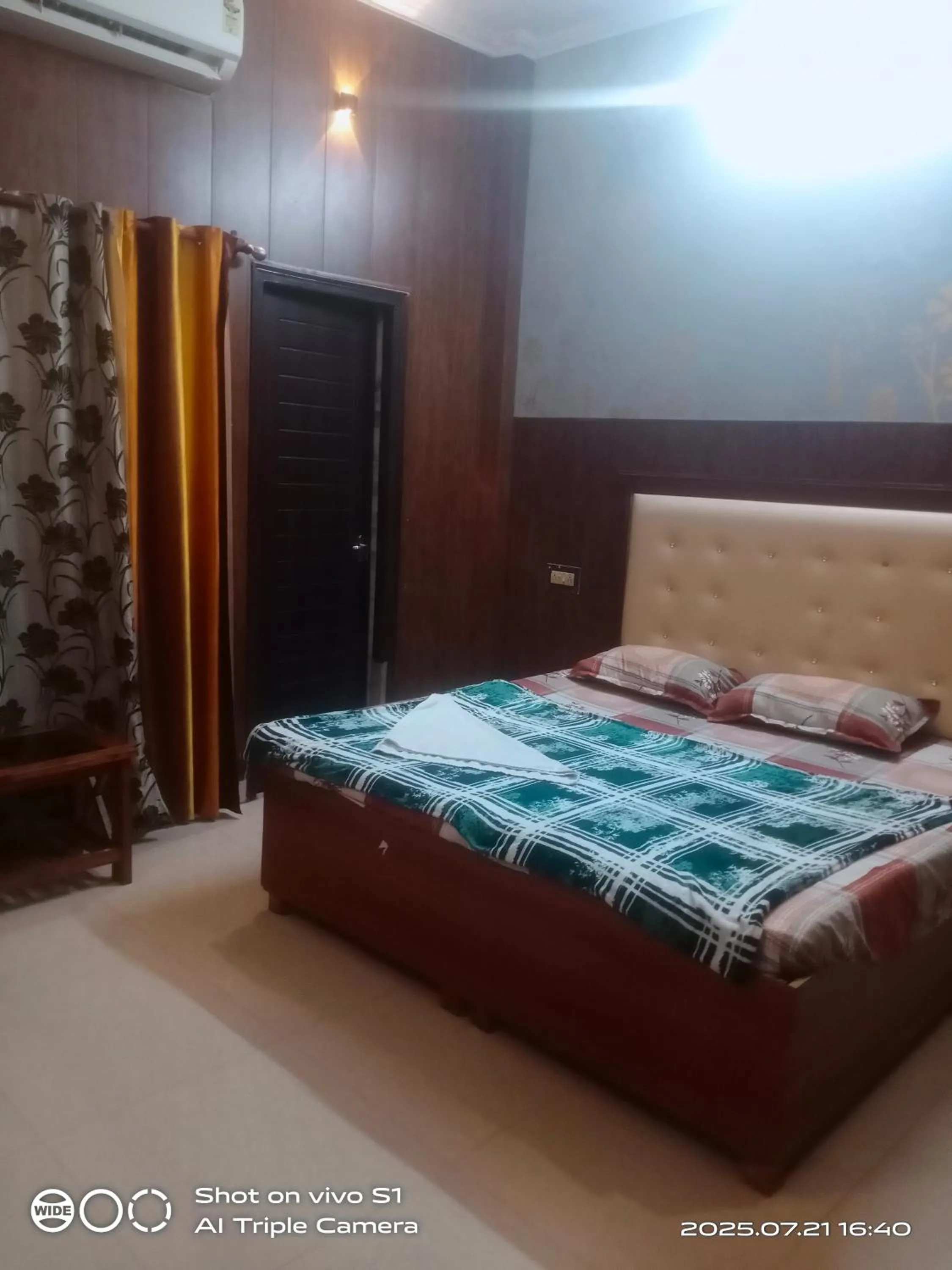 Double Room - single occupancy in Cz Inn