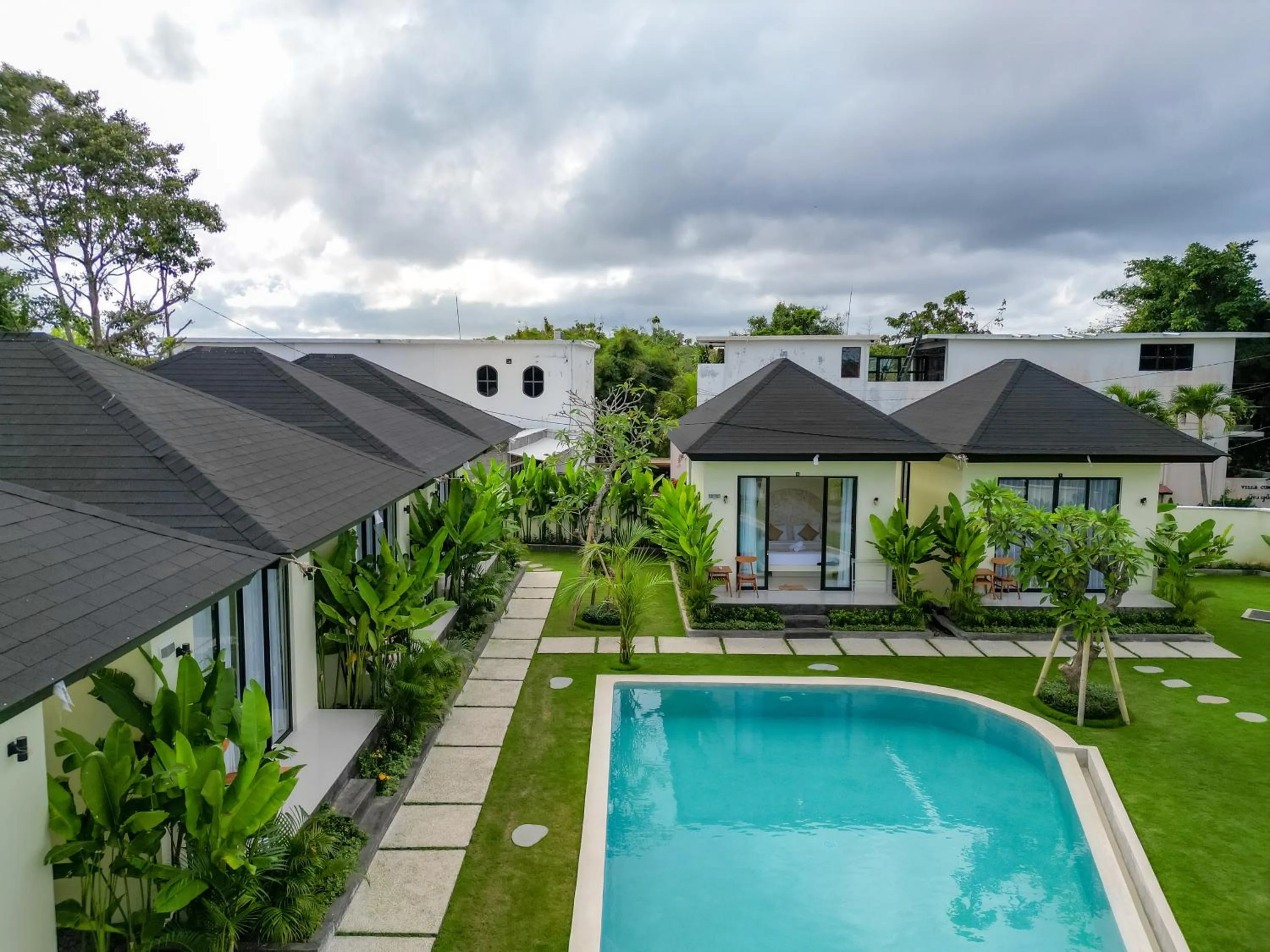 Swimming pool in Kula Uluwatu